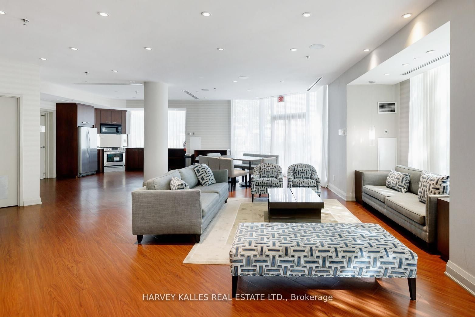 300 Bloor Street E 2701 Property Photo 45