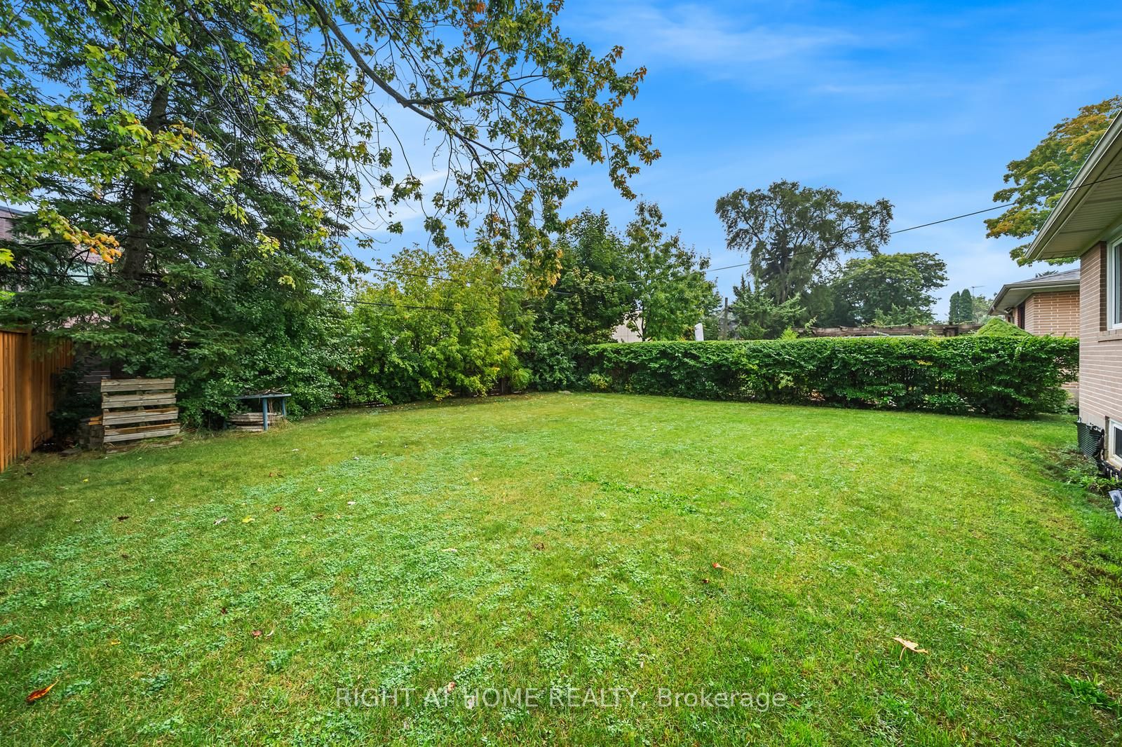 39 Heathview Avenue Property Photo 26