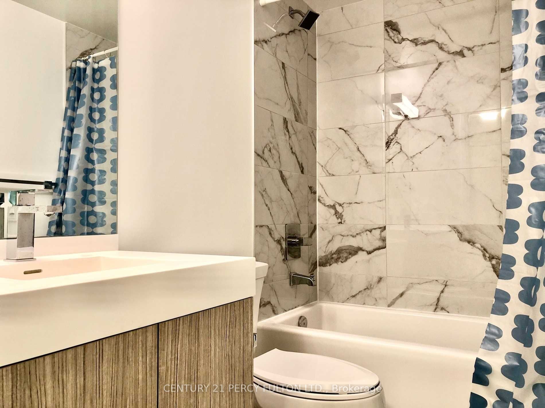 251 Jarvis Street 839 Property Photo 9