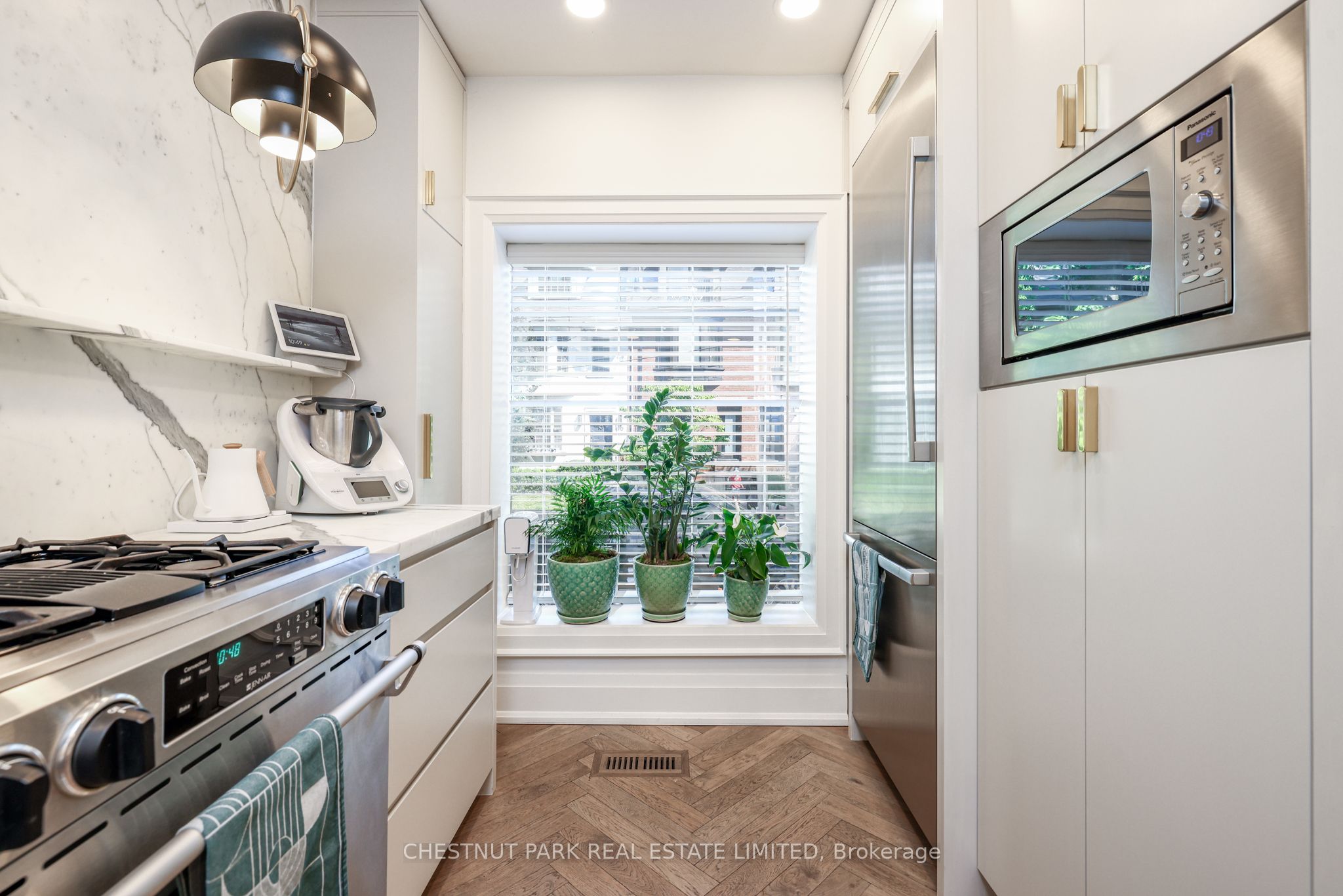 27 Gibson Avenue Property Photo 8