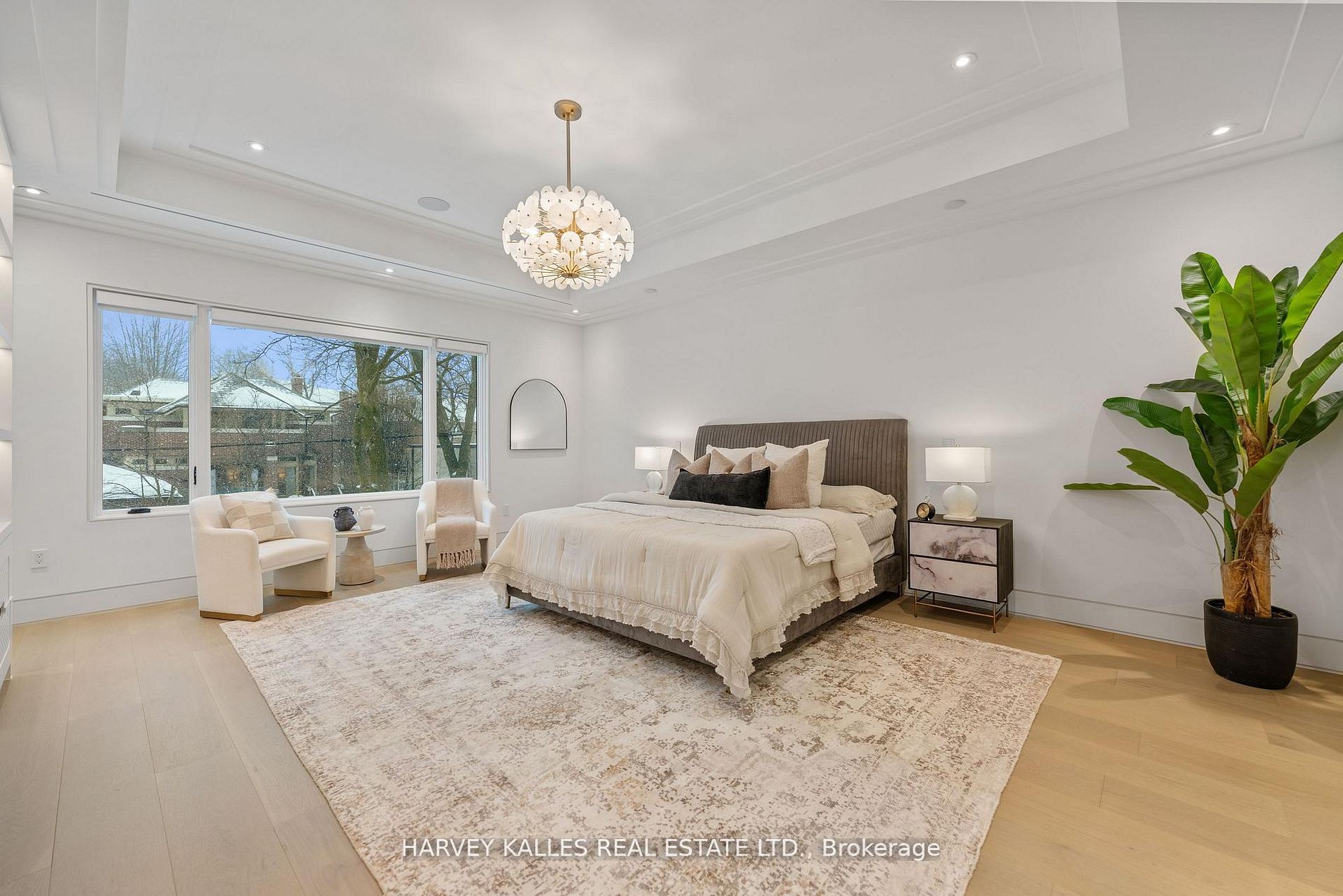 335 Lytton Boulevard Property Photo 17