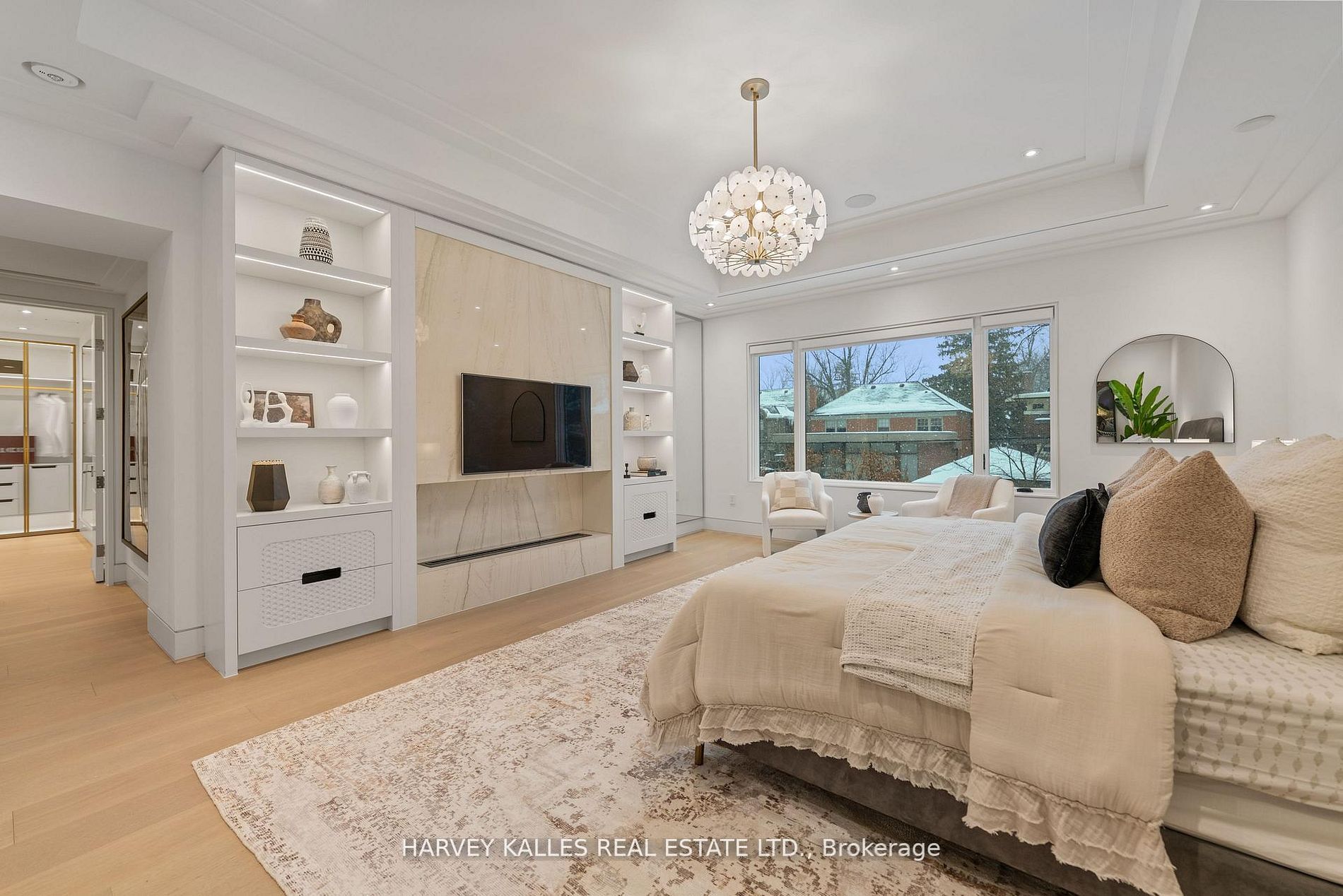 335 Lytton Boulevard Property Photo 18