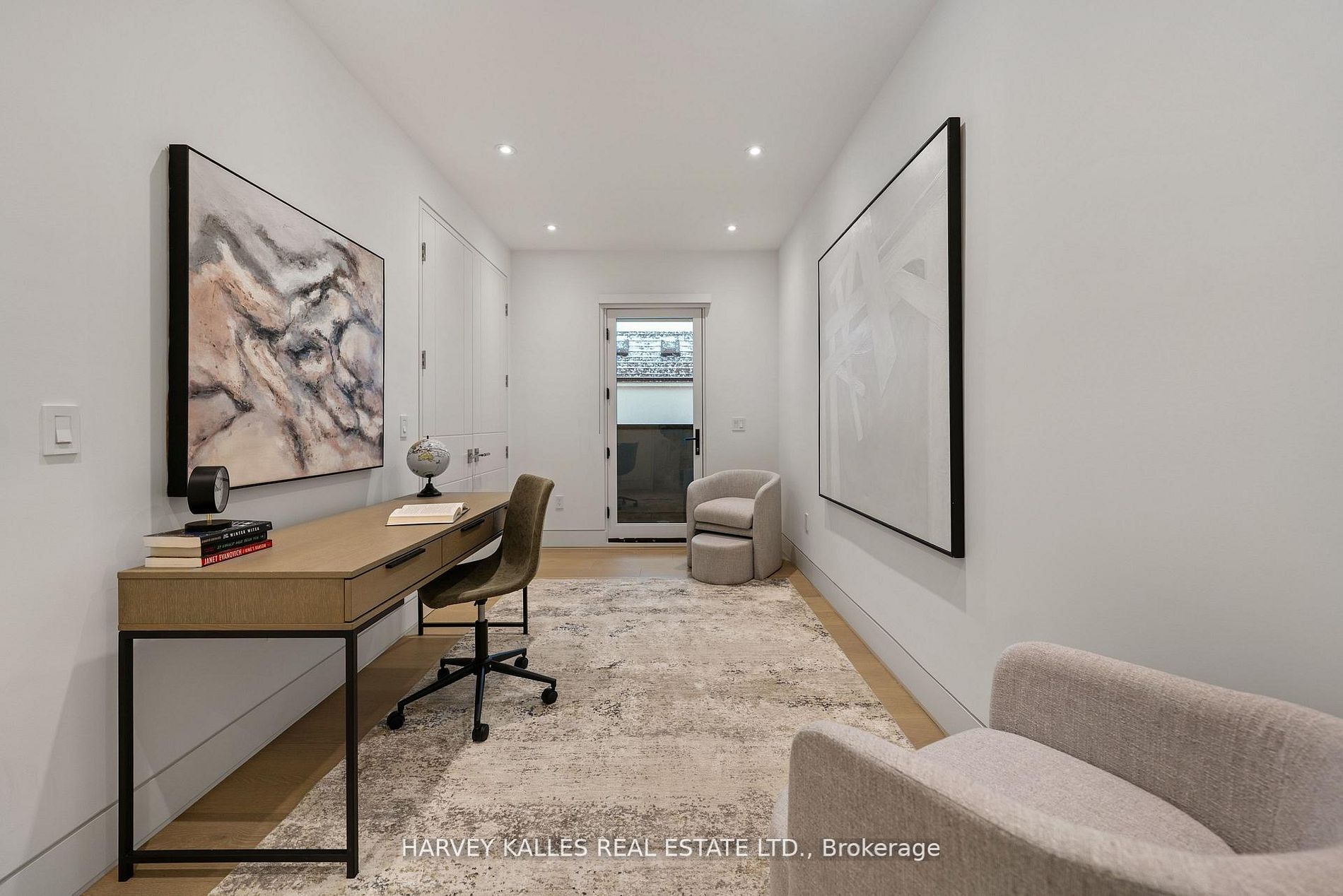 335 Lytton Boulevard Property Photo 25