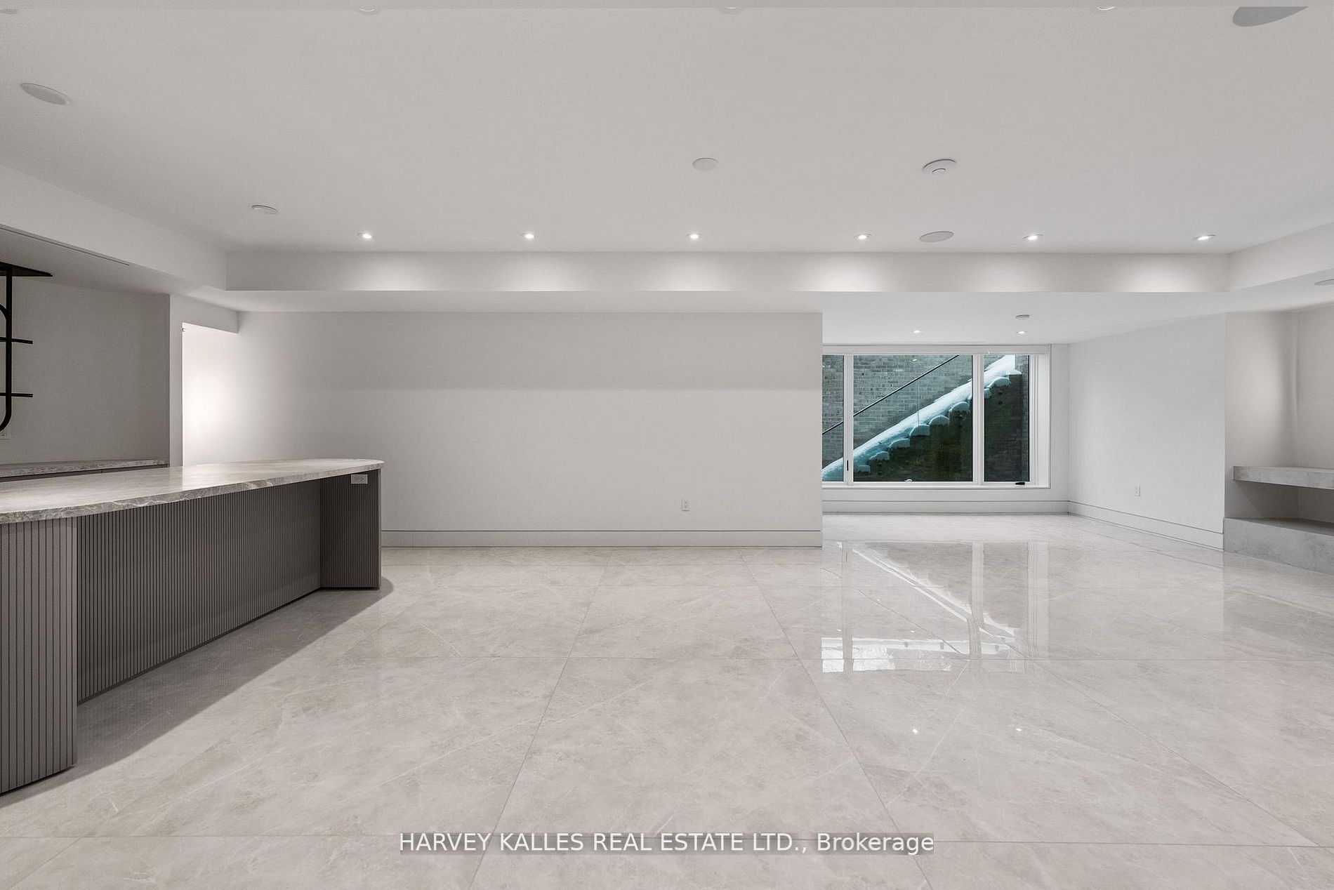 335 Lytton Boulevard Property Photo 34