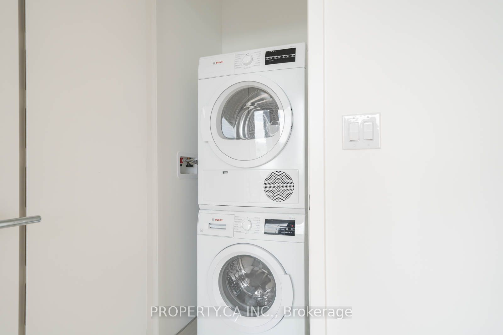 50 Scollard Street 1801 Property Photo 8