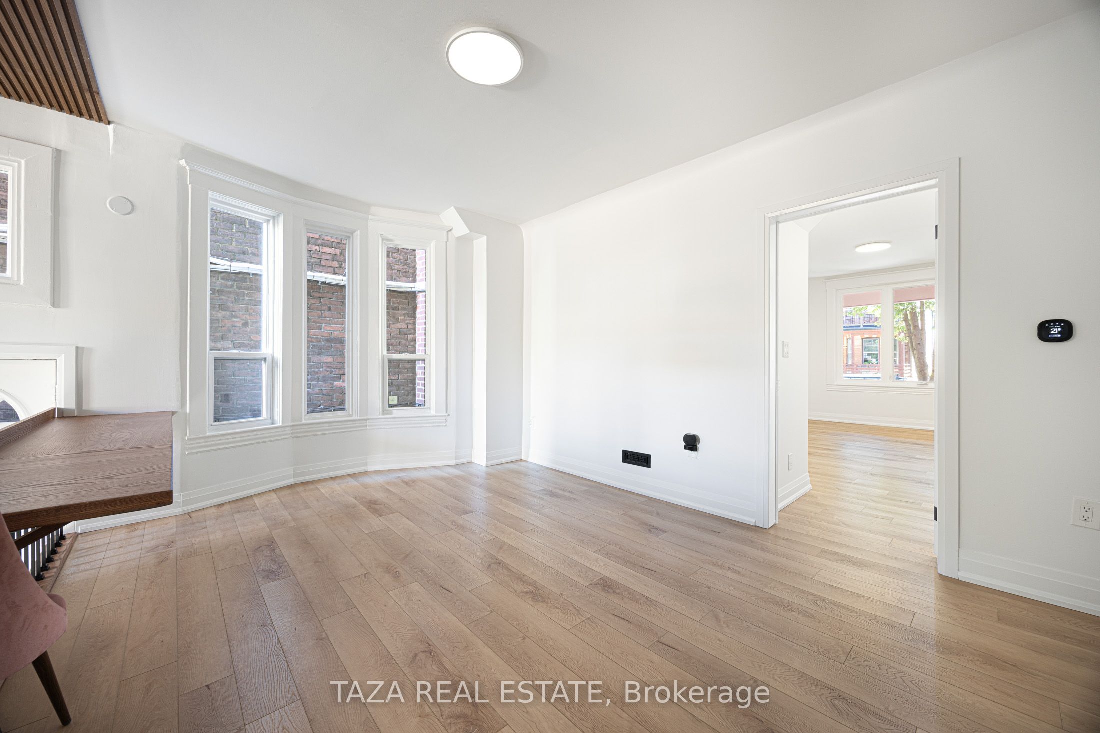 46 Euclid Avenue Property Photo 9