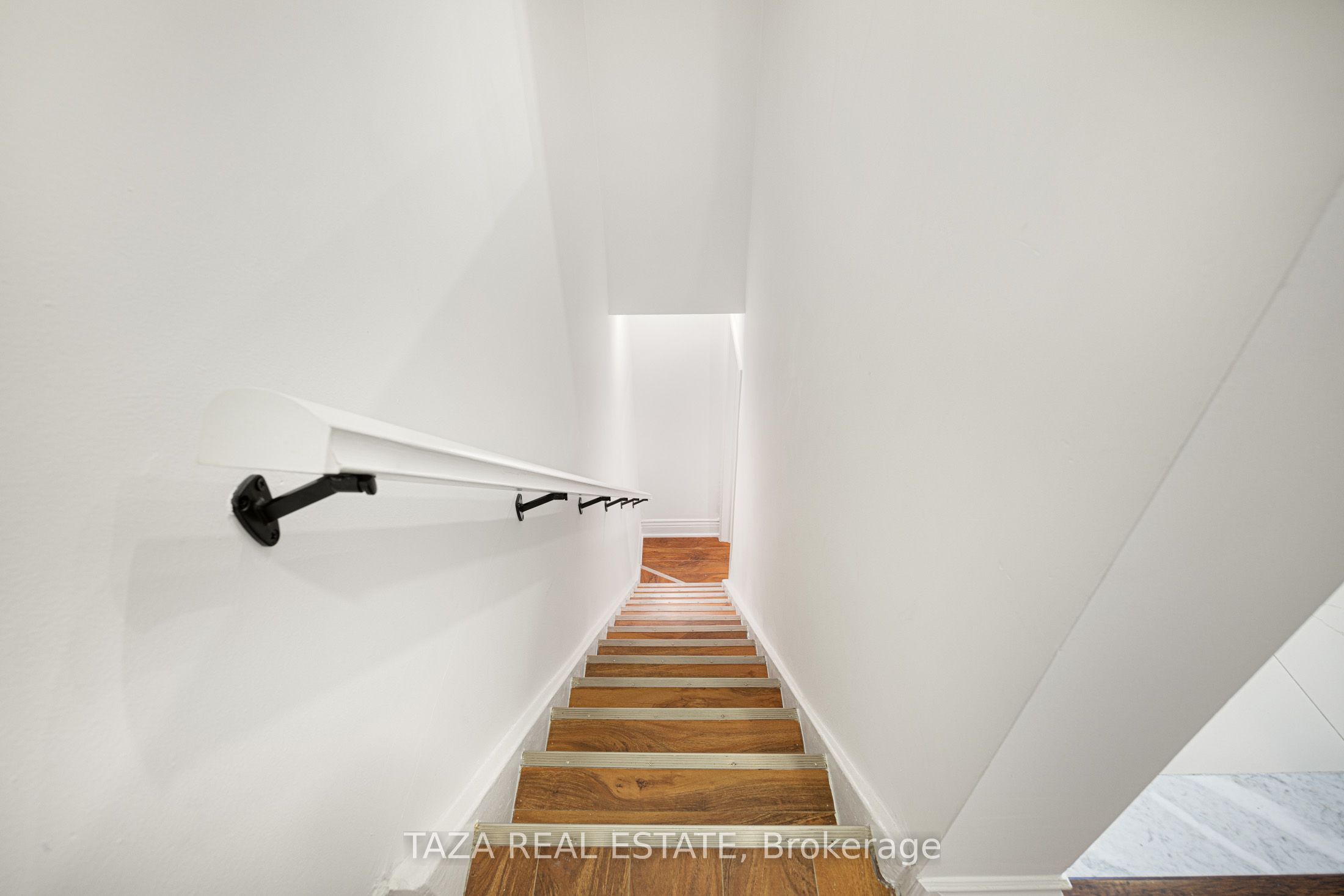 46 Euclid Avenue Property Photo 19