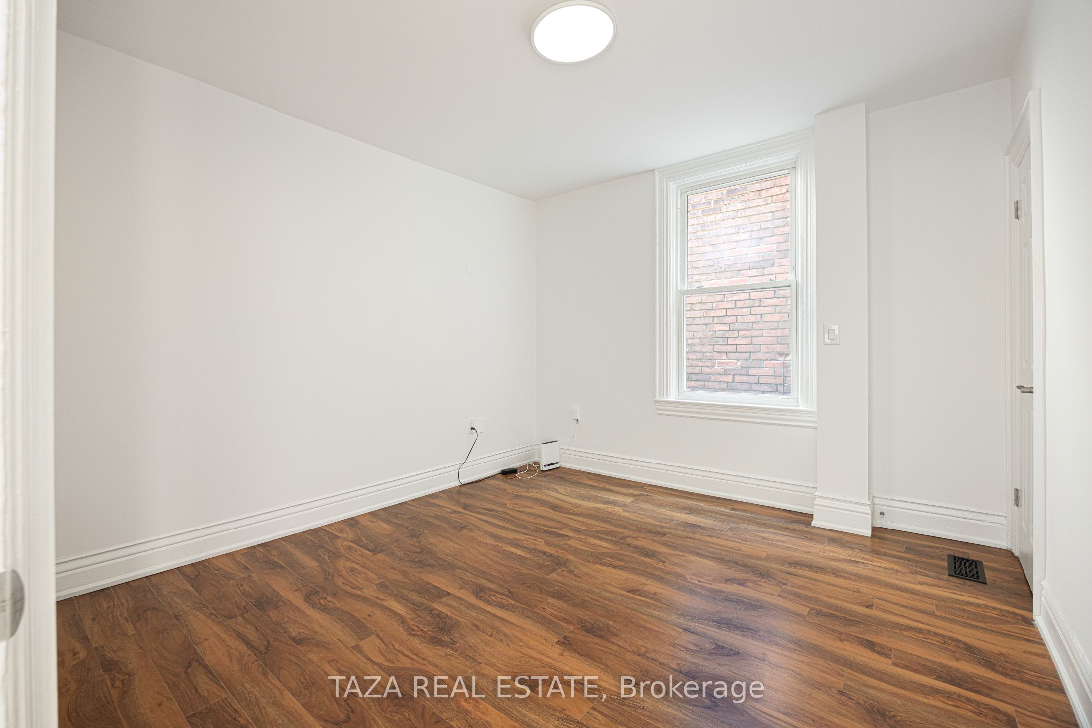 46 Euclid Avenue Property Photo 24
