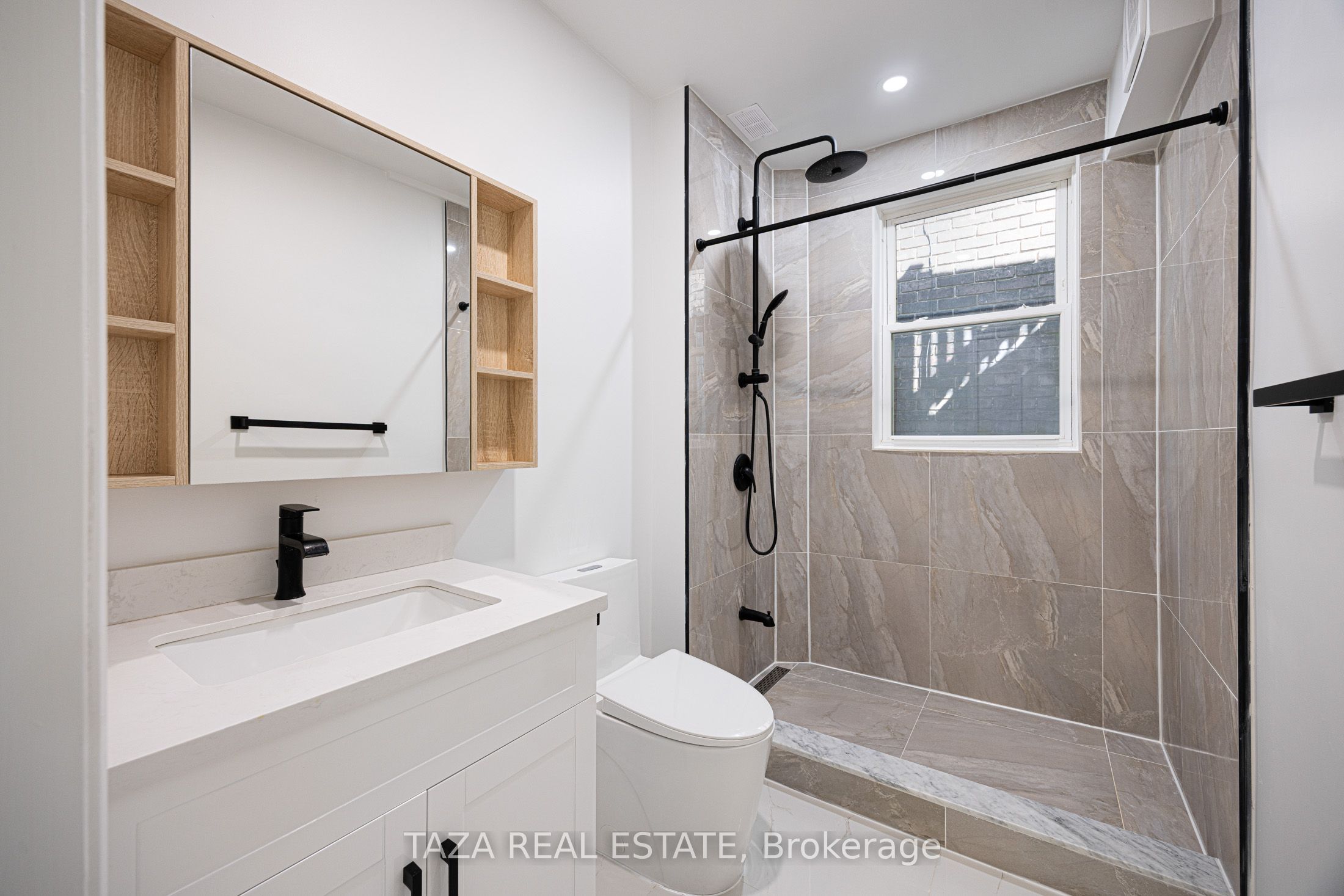 46 Euclid Avenue Property Photo 25