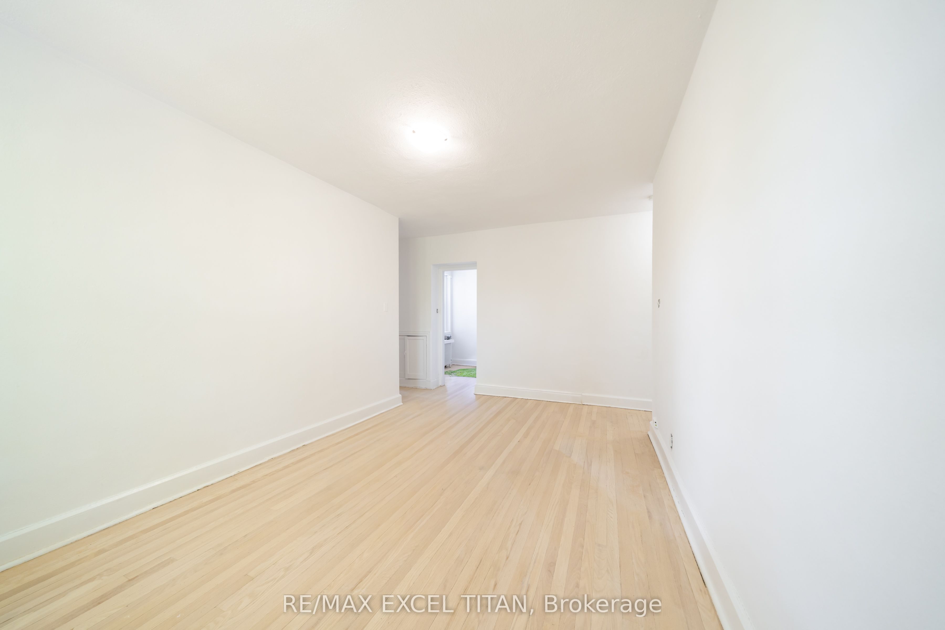 1 Mallory Gardens 4 Property Photo 8