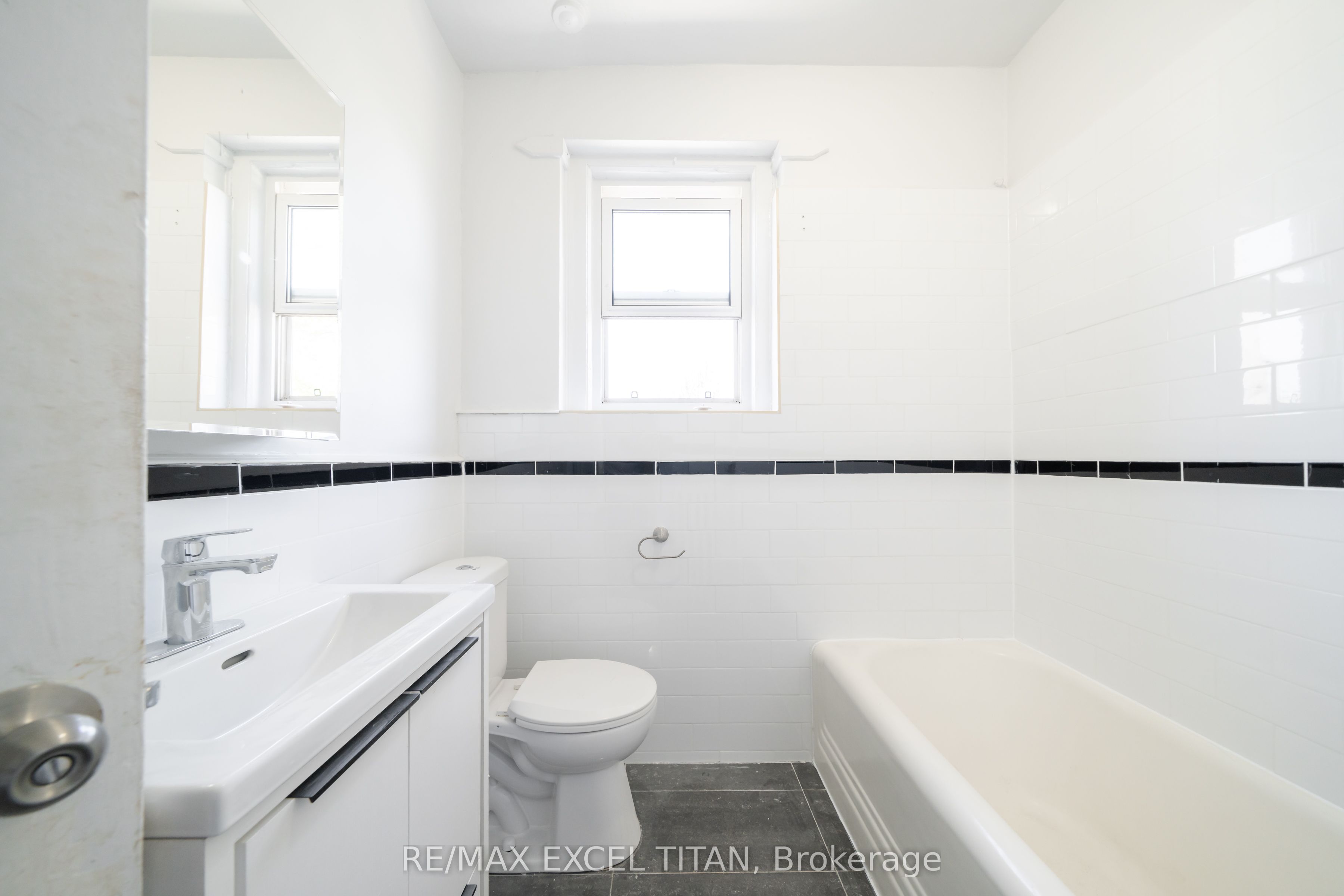 1 Mallory Gardens 4 Property Photo 9