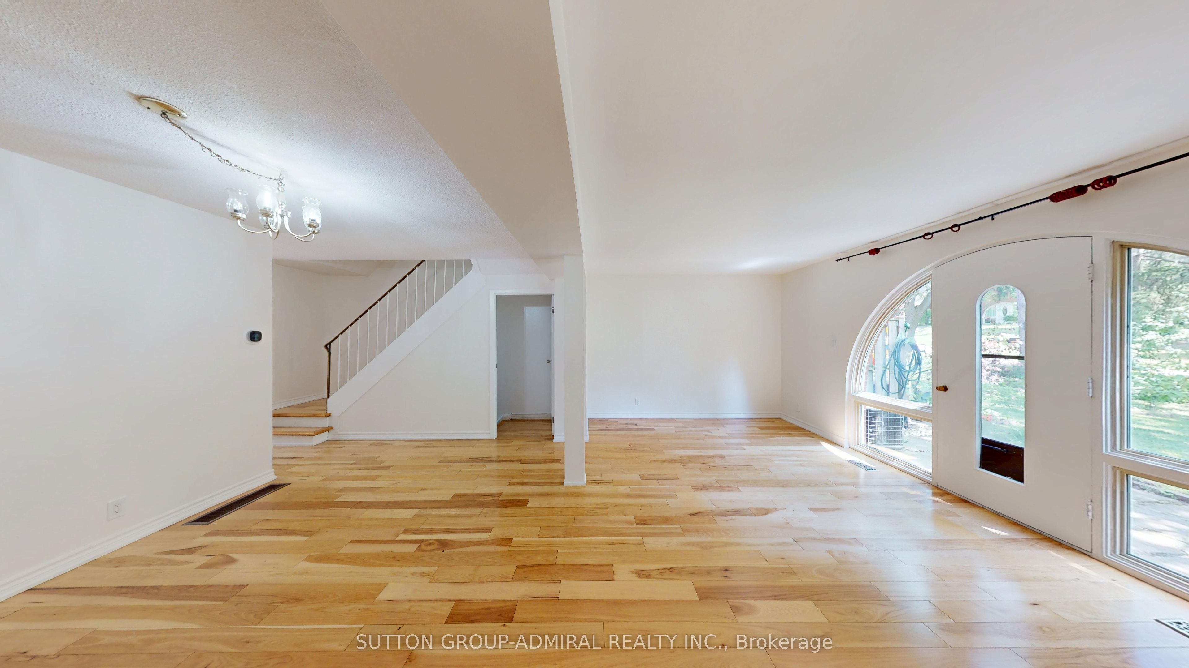 6 Esterbrooke Avenue 73 Property Photo 15