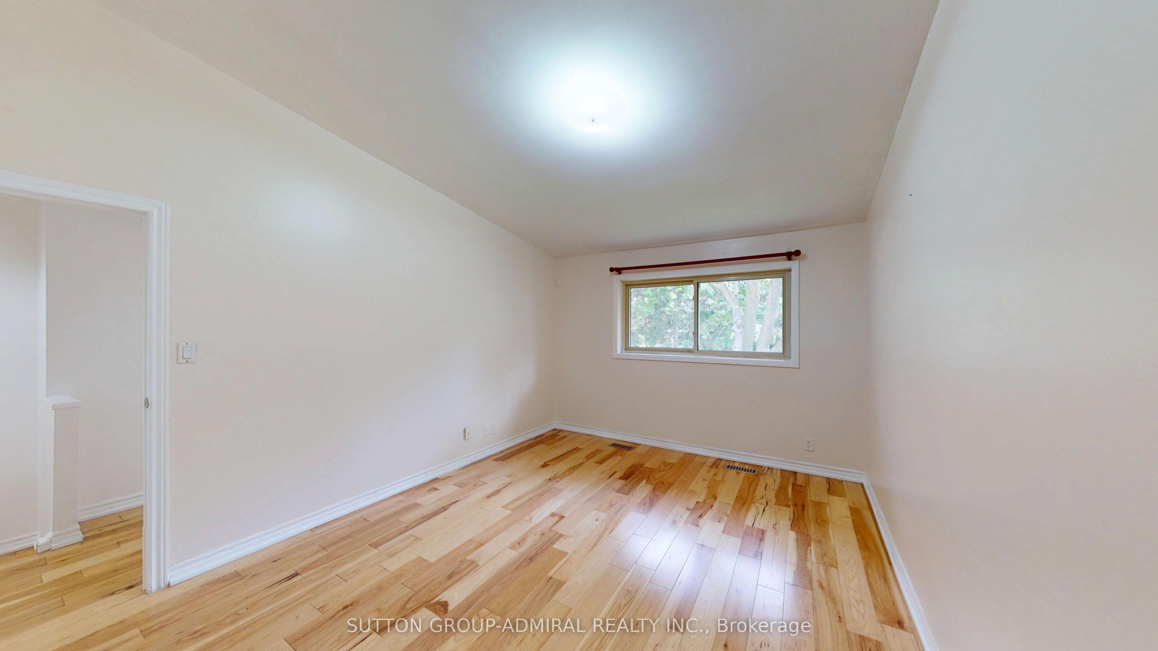 6 Esterbrooke Avenue 73 Property Photo 25