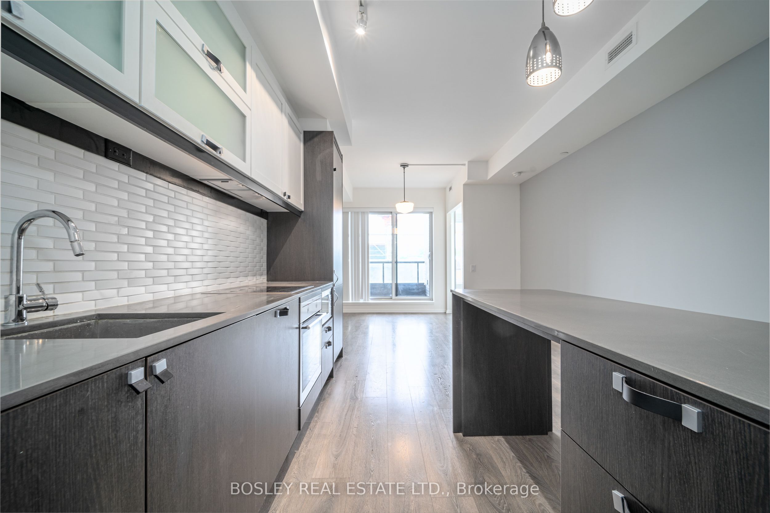 783 Bathurst Street 314 Property Photo 10