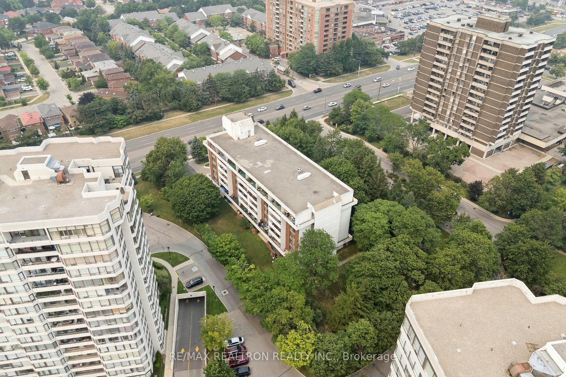 1111 Steeles Avenue W 307 Property Photo 40