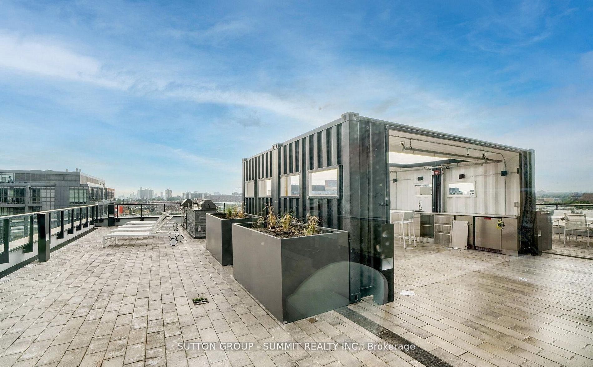 135 East Liberty Street N 1507 Property Photo 12
