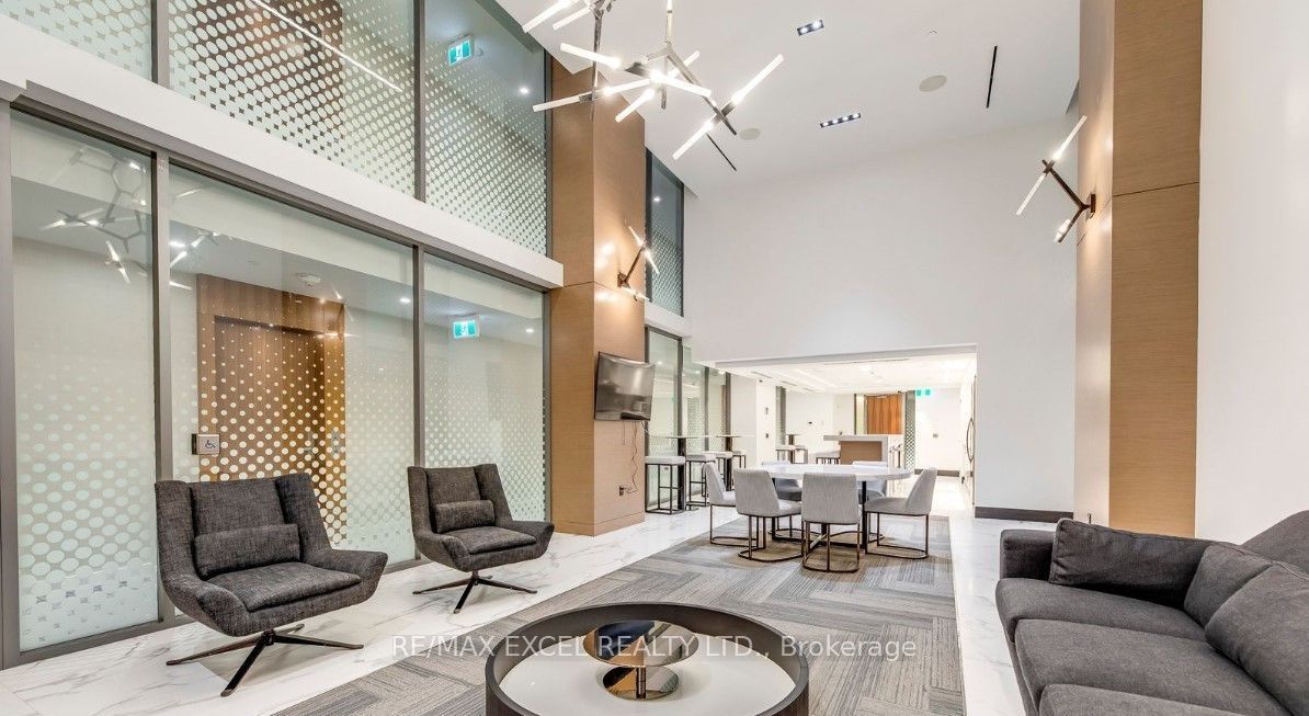 15 Queens Quay E 1303 Property Photo 14
