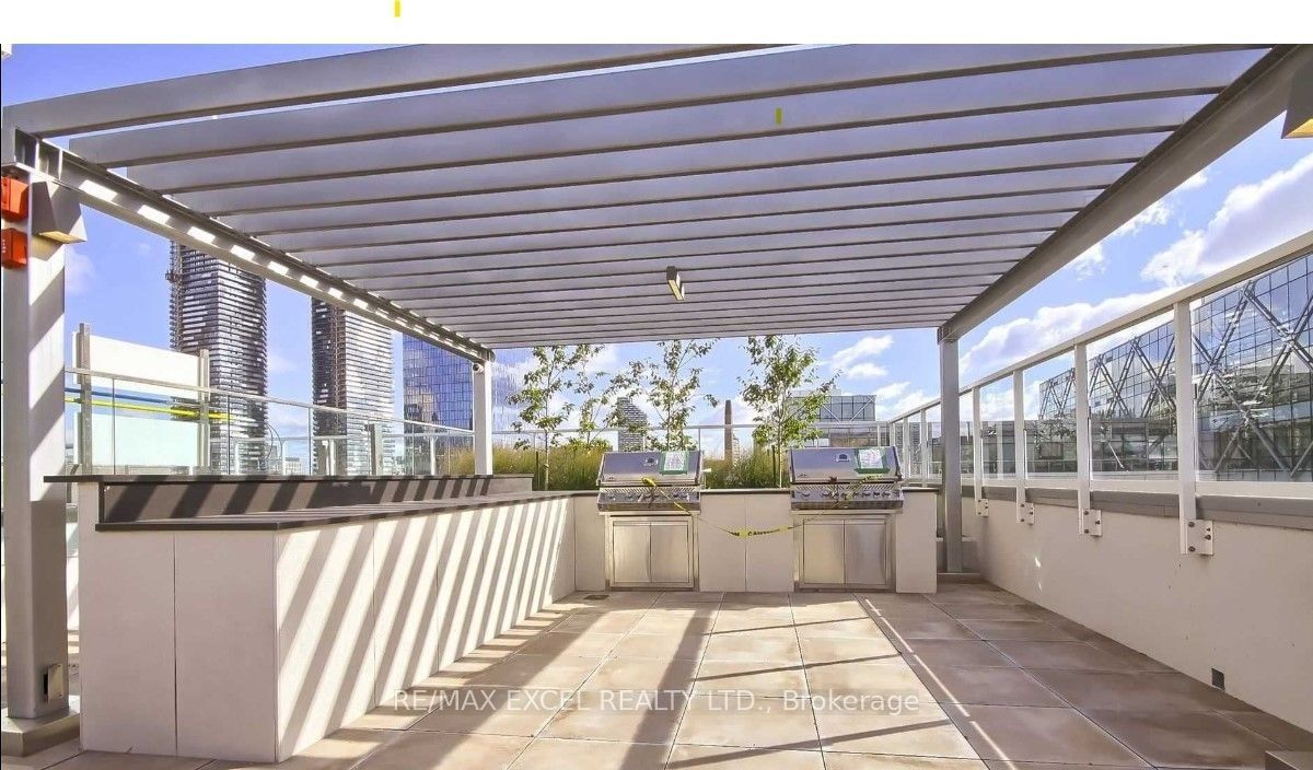 15 Queens Quay E 1303 Property Photo 20