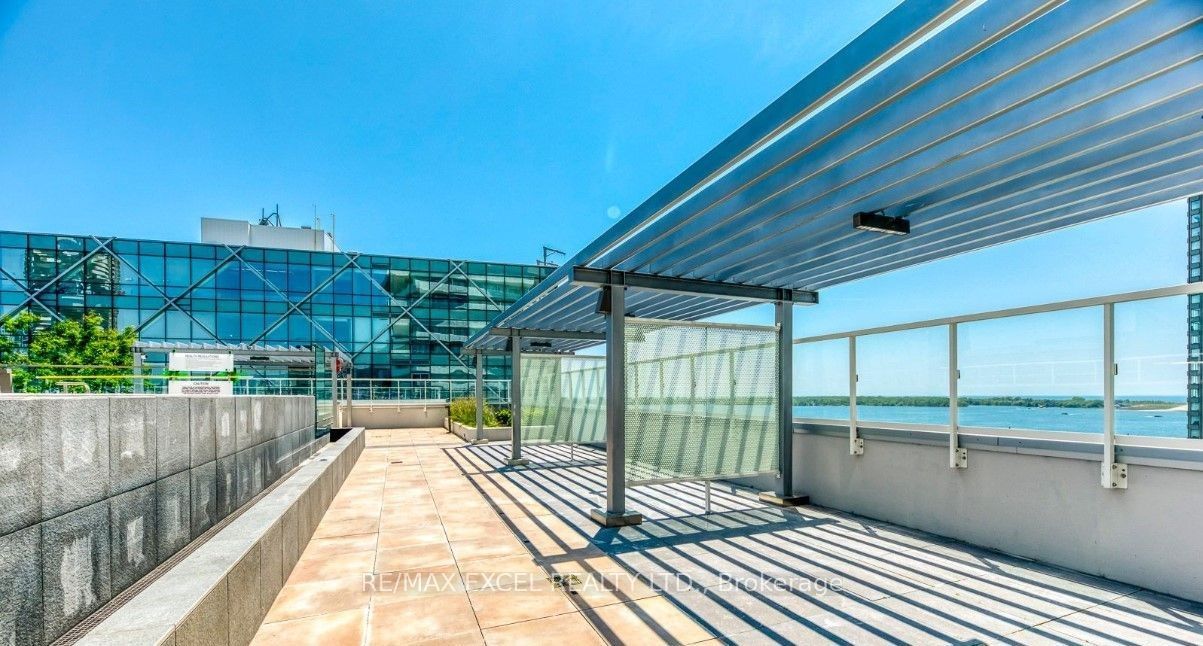 15 Queens Quay E 1303 Property Photo 22