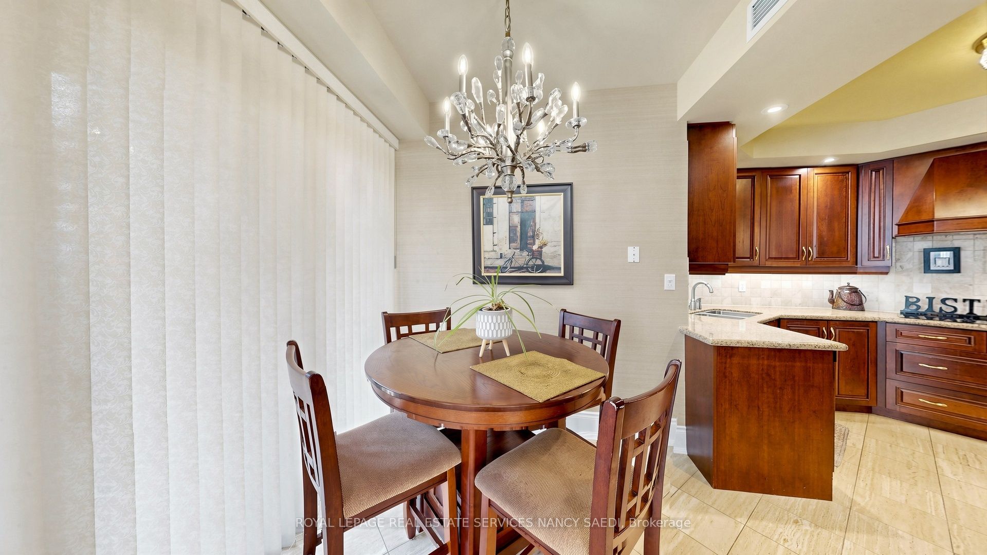 10 Bellair Street 802 Property Photo 22