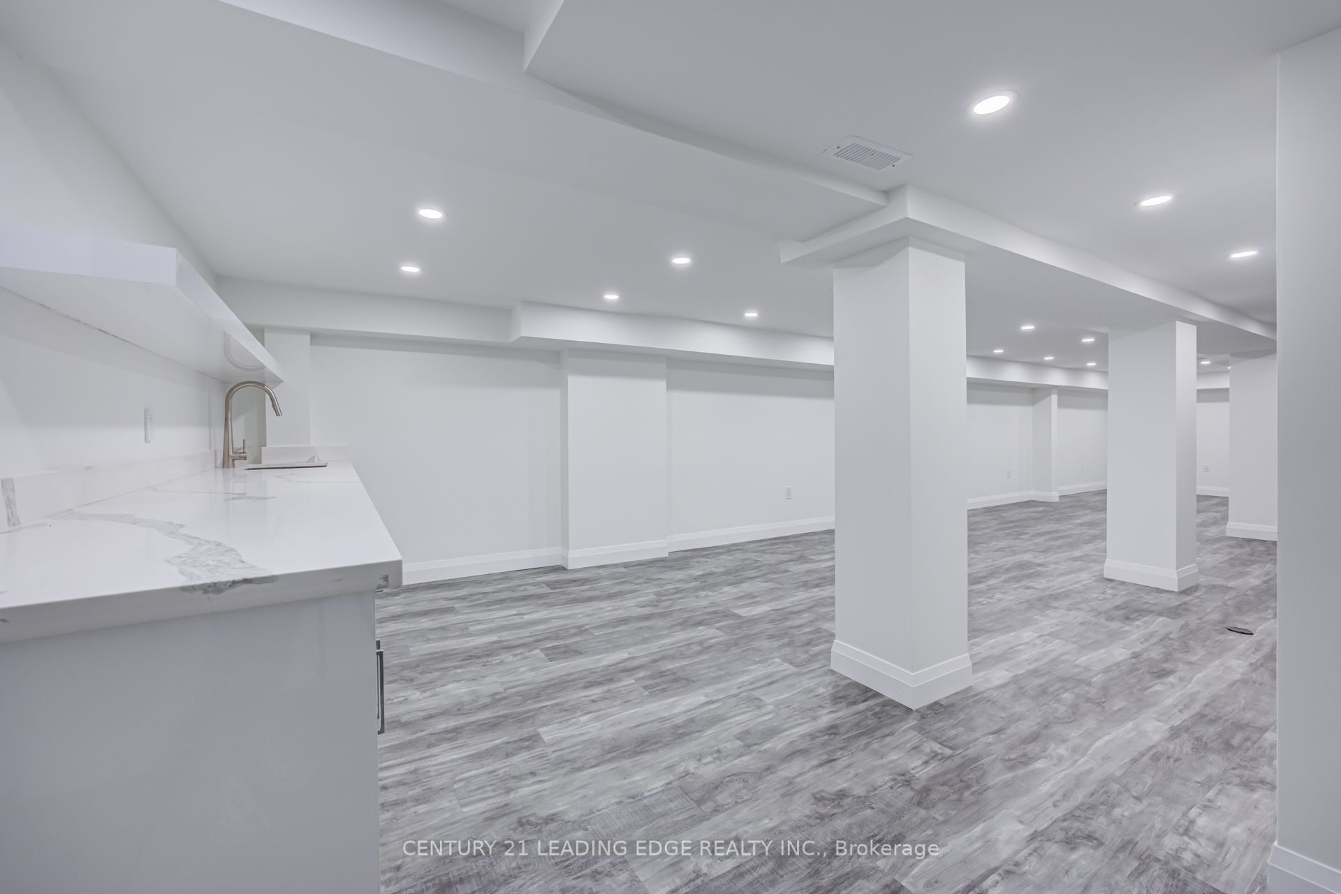 1375 Bathurst Street Main/basement Property Photo 20
