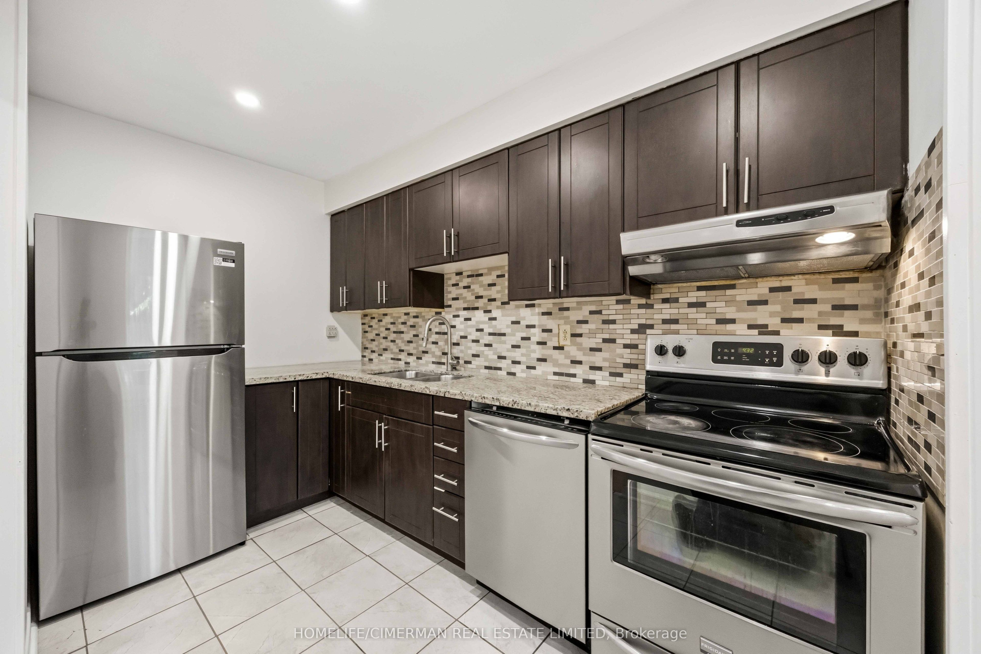 142 Thorny Vineway Property Photo 4