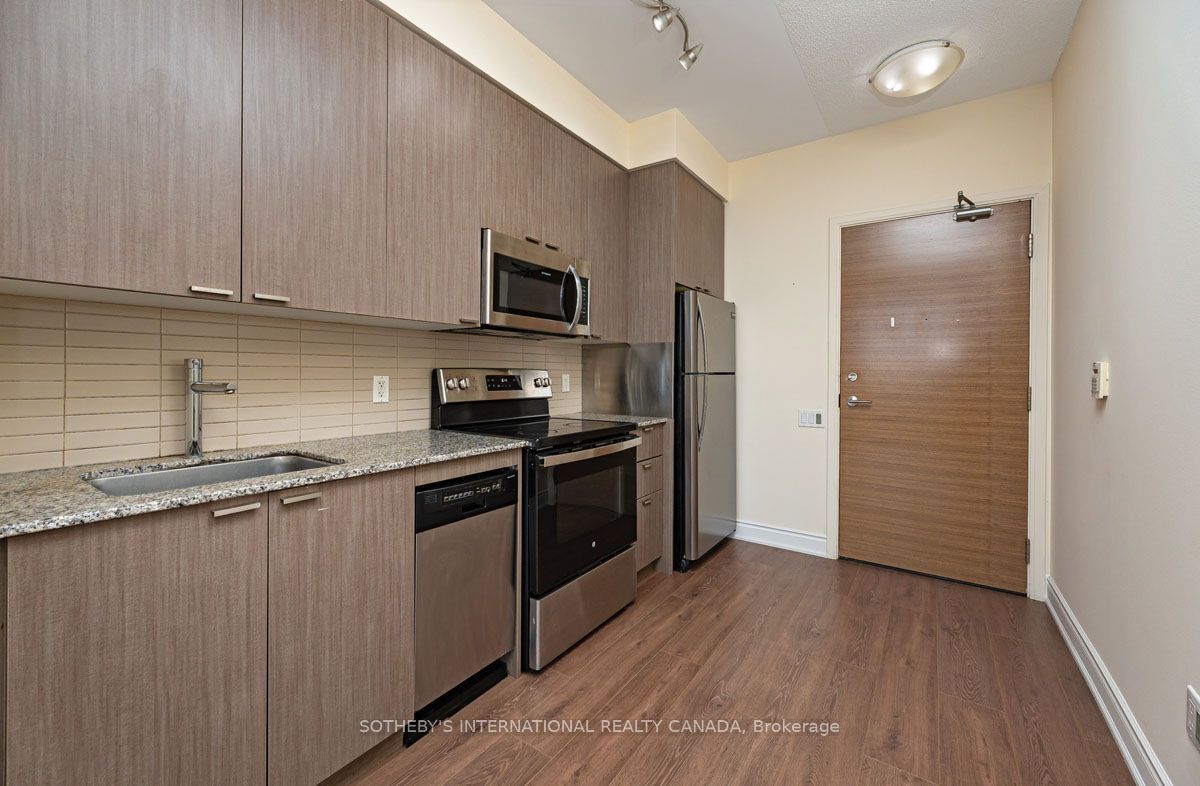 23 Sheppard Avenue E 2505 Property Photo 3