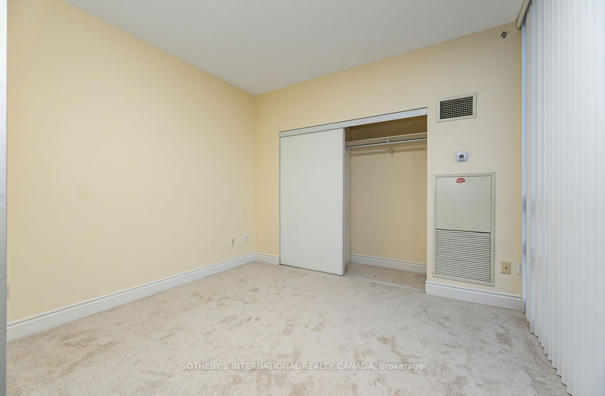 23 Sheppard Avenue E 2505 Property Photo 8