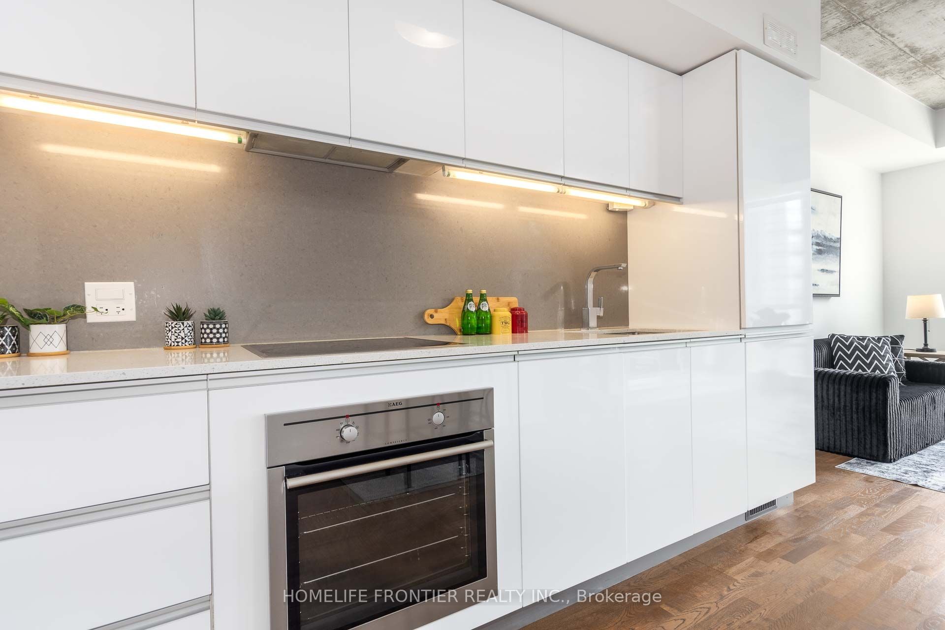 20 Minowan Miikan Lane 717 Property Photo 6