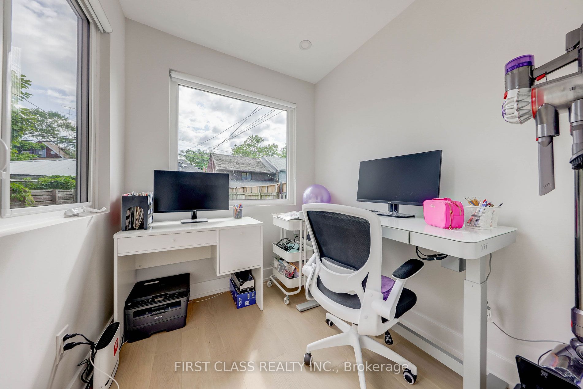 431 Roxton Road Property Photo 10
