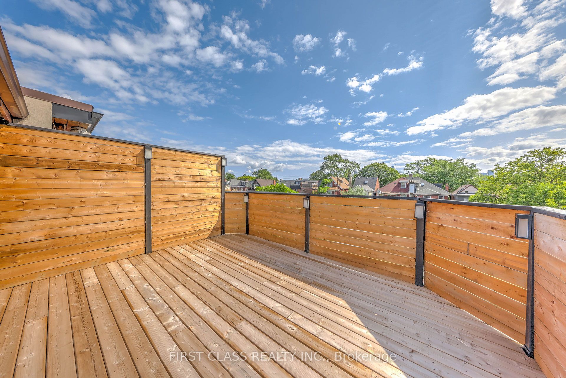 431 Roxton Road Property Photo 27