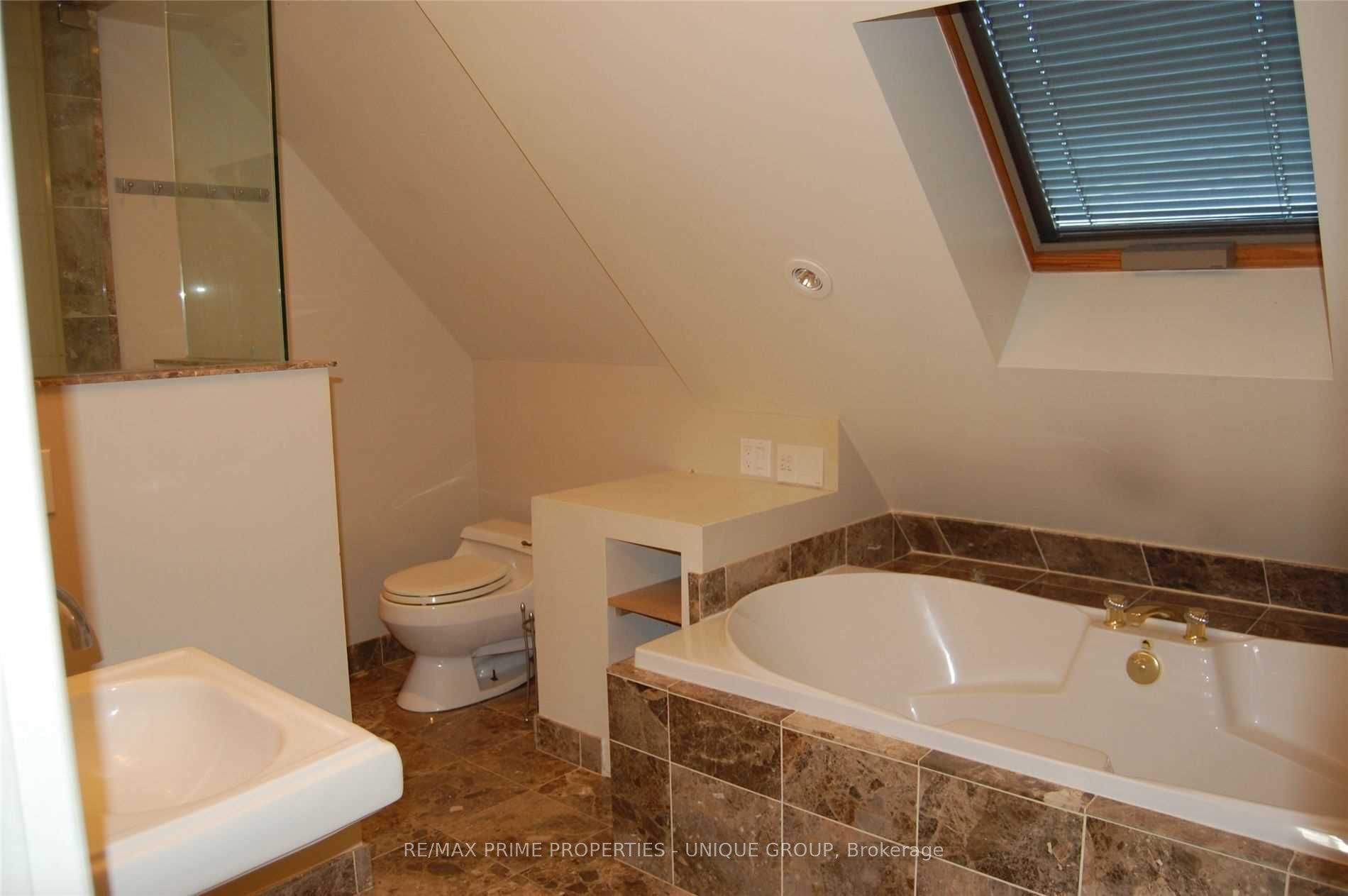 39 Whitehall Road Upper Property Photo 10
