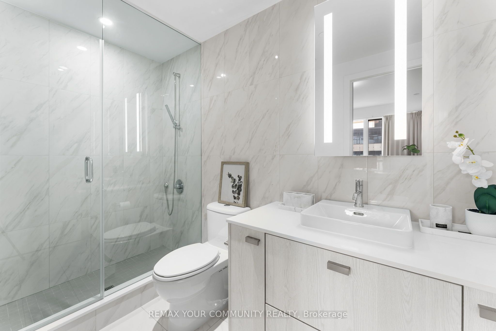 470 Front Street 2015 Property Photo 33