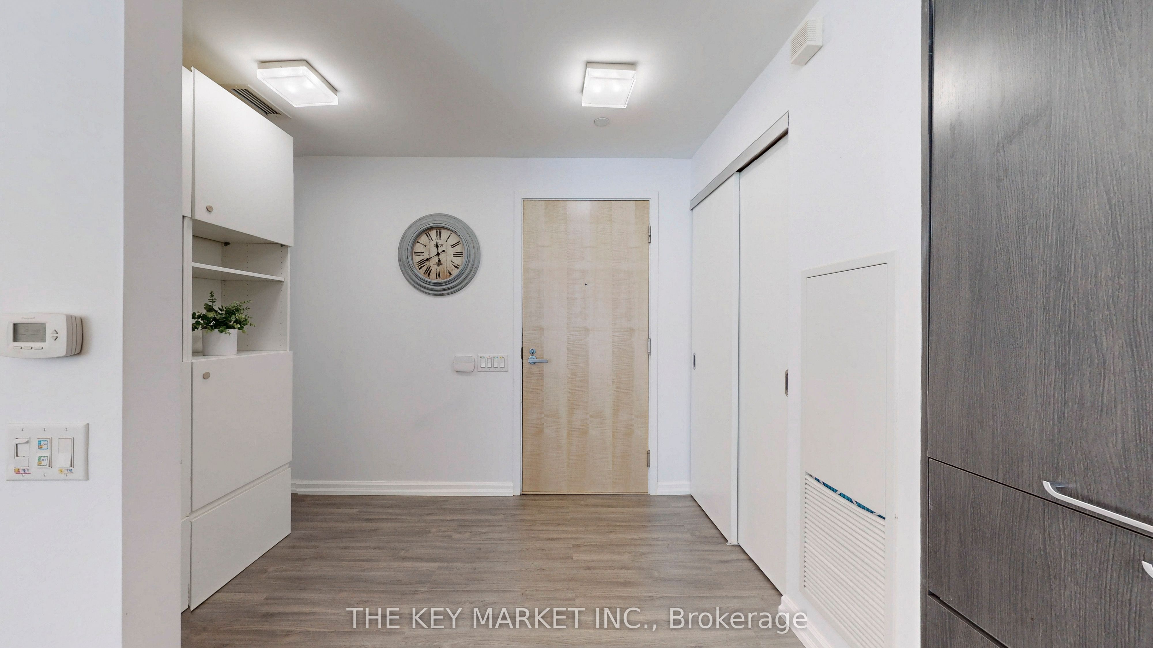 45 Charles Street E 511 Property Photo 7