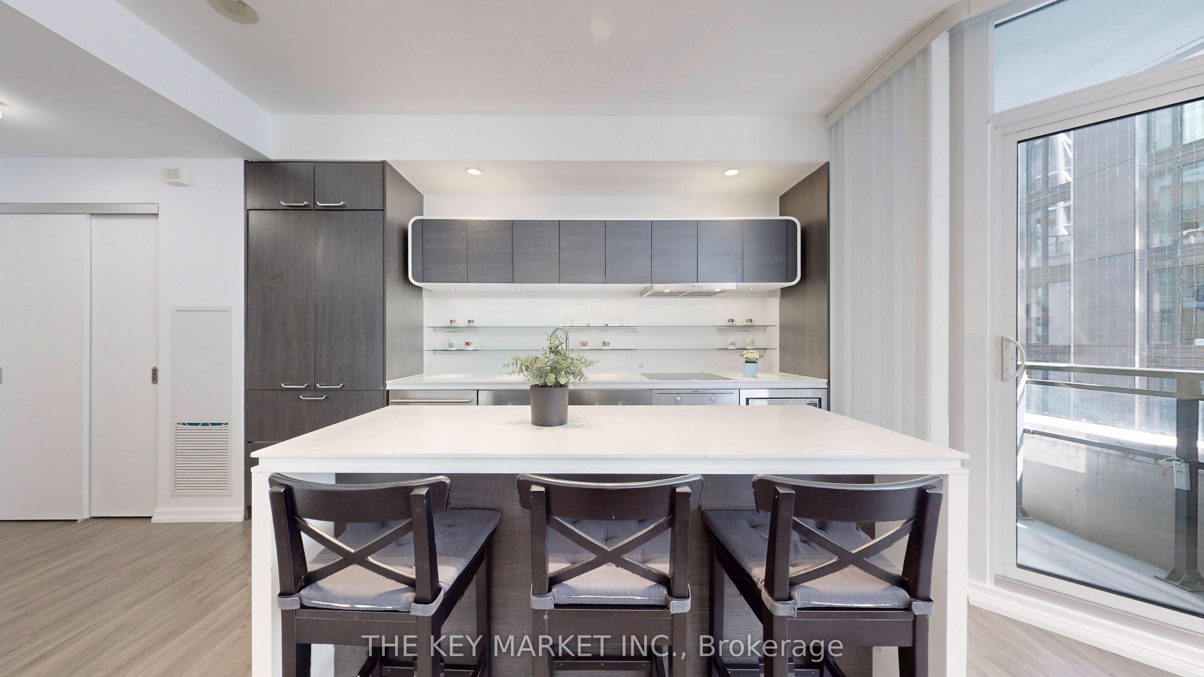 45 Charles Street E 511 Property Photo 11
