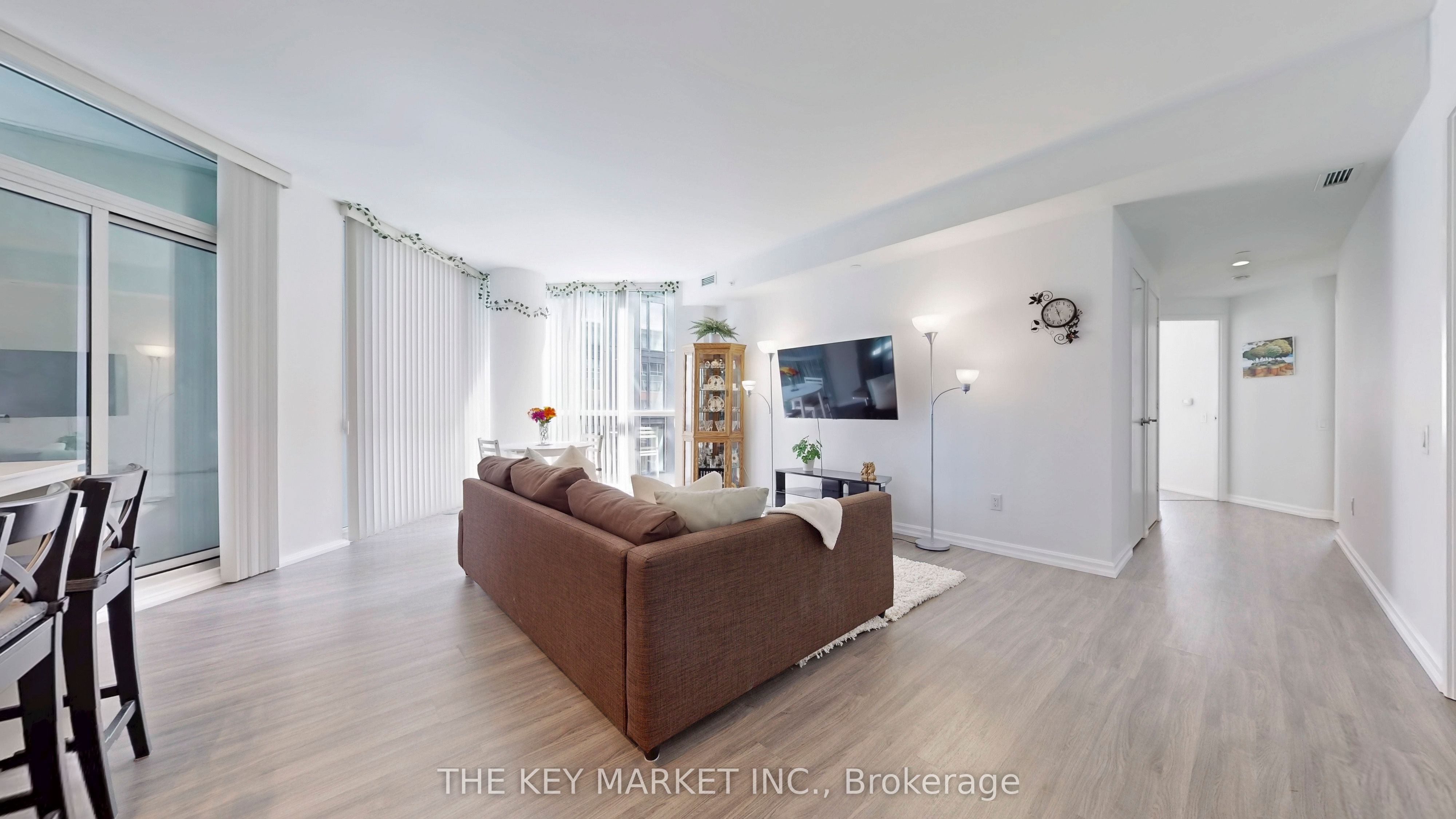 45 Charles Street E 511 Property Photo 16