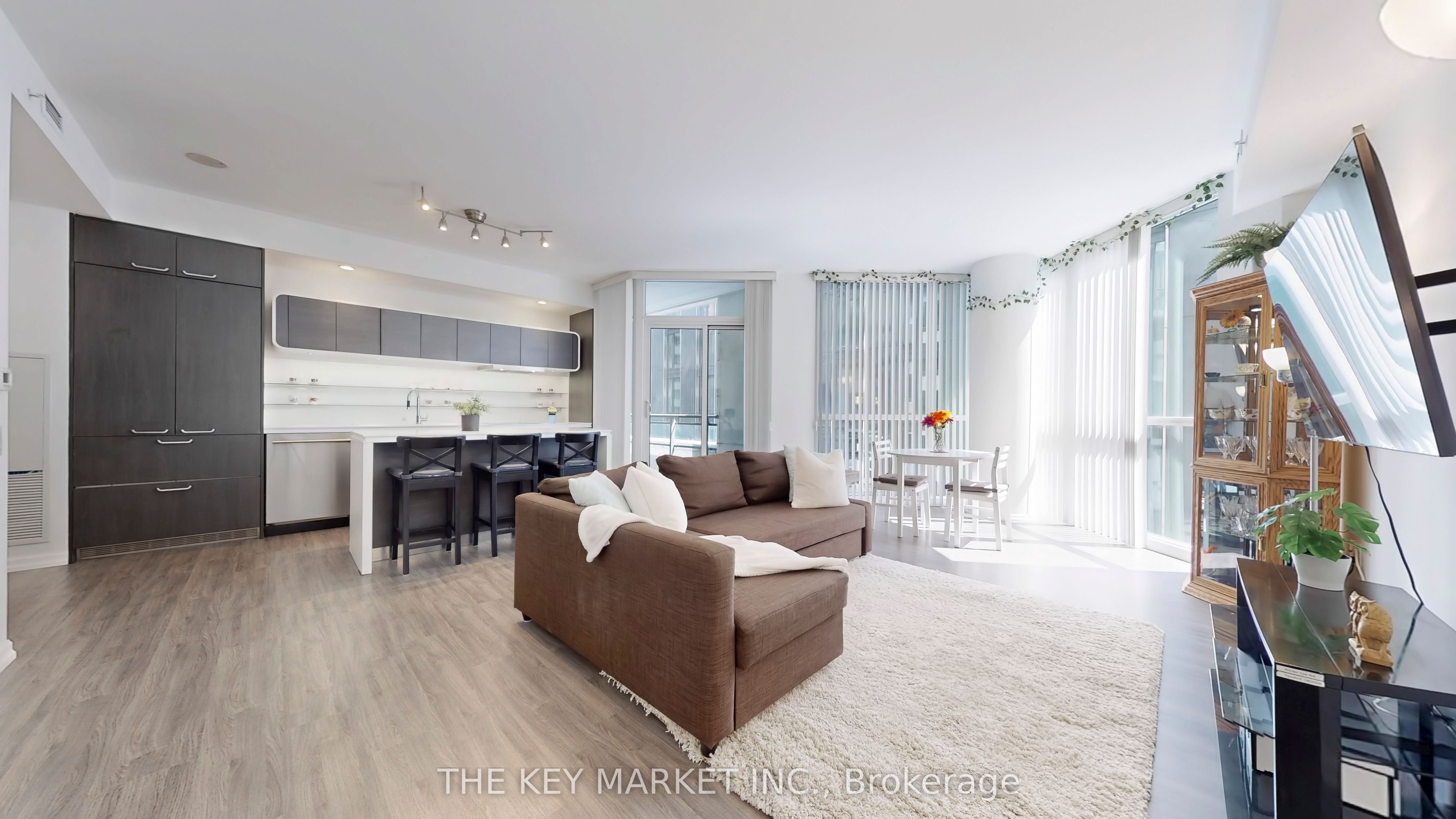 45 Charles Street E 511 Property Photo 18