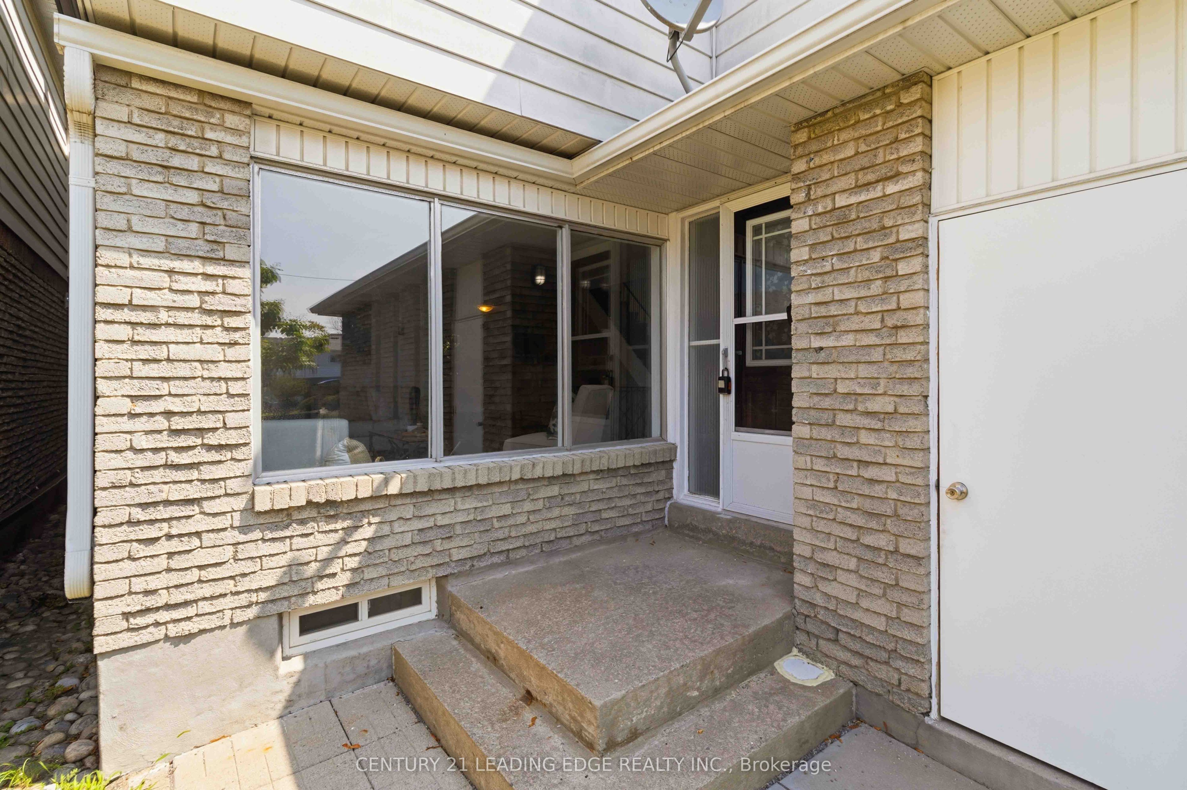 27 Coach Liteway Property Photo 6