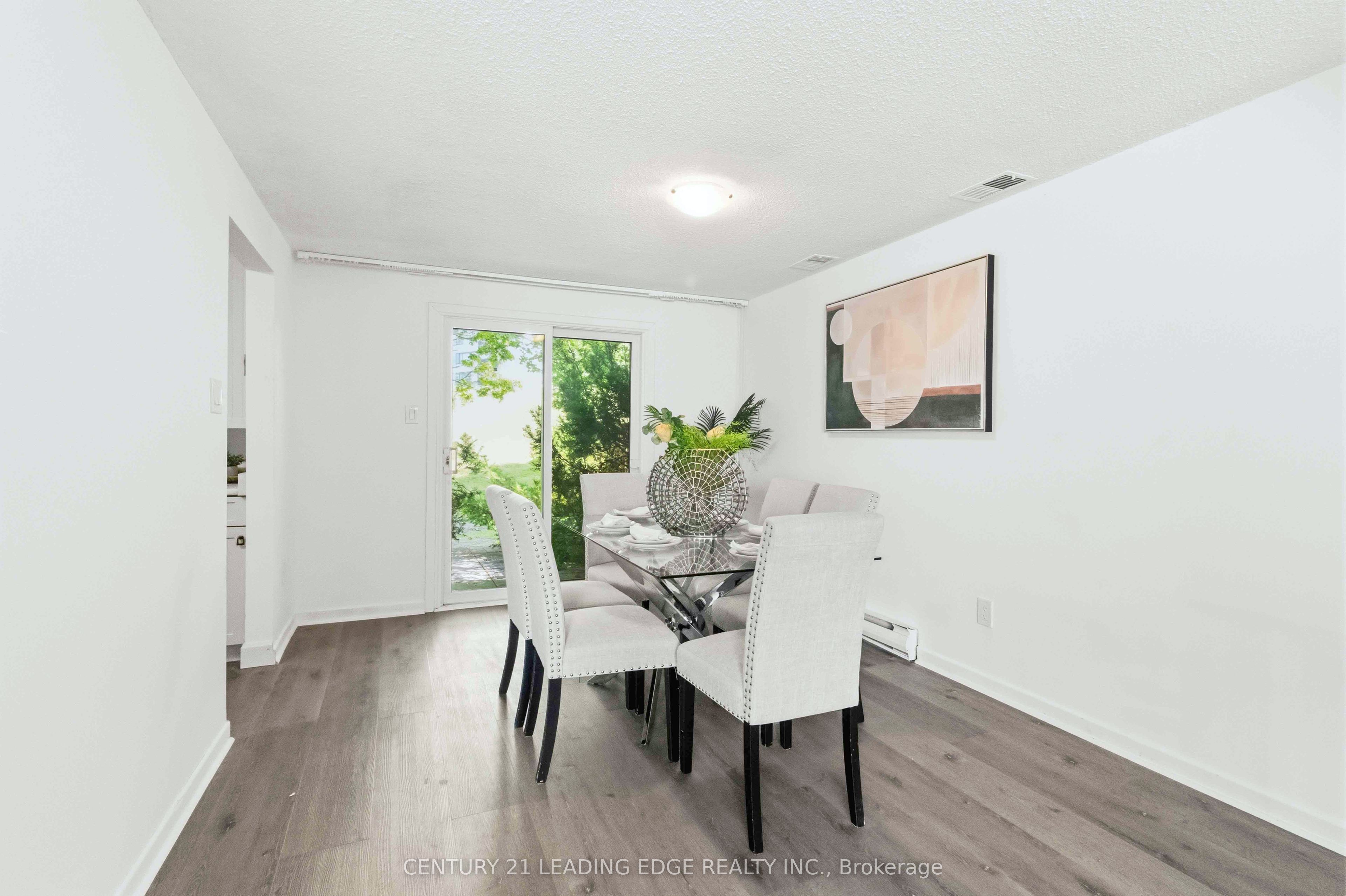 27 Coach Liteway Property Photo 14