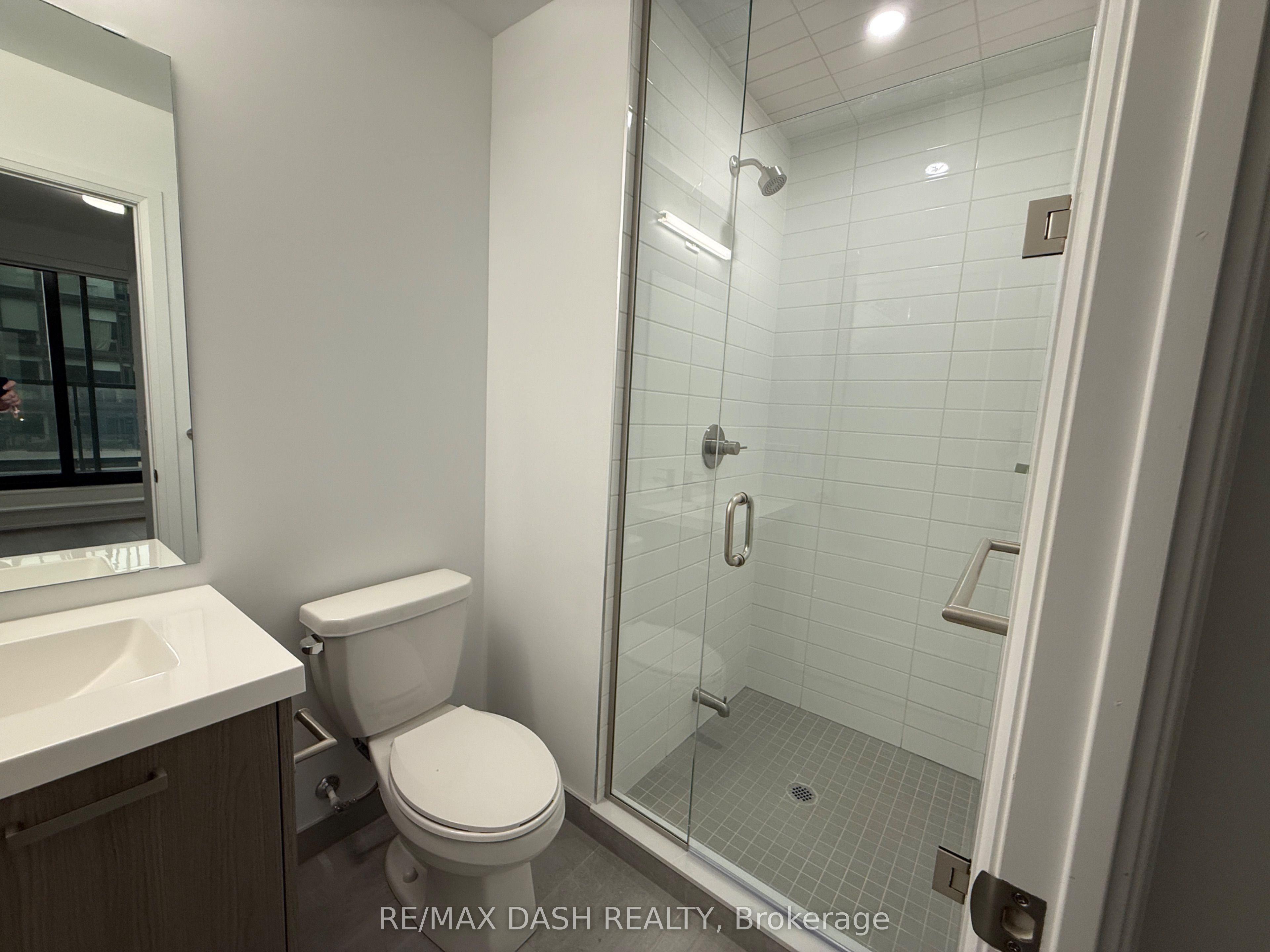 20 Soudan Avenue 907 Property Photo 17