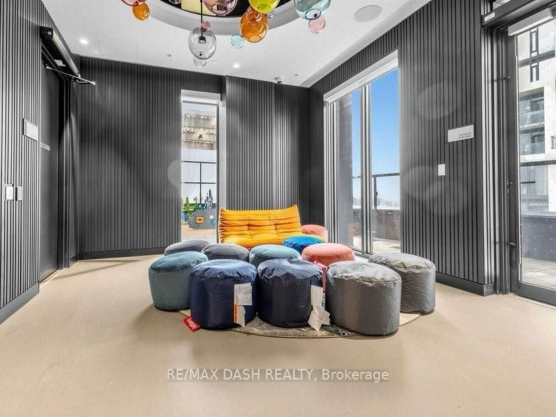 20 Soudan Avenue 907 Property Photo 25