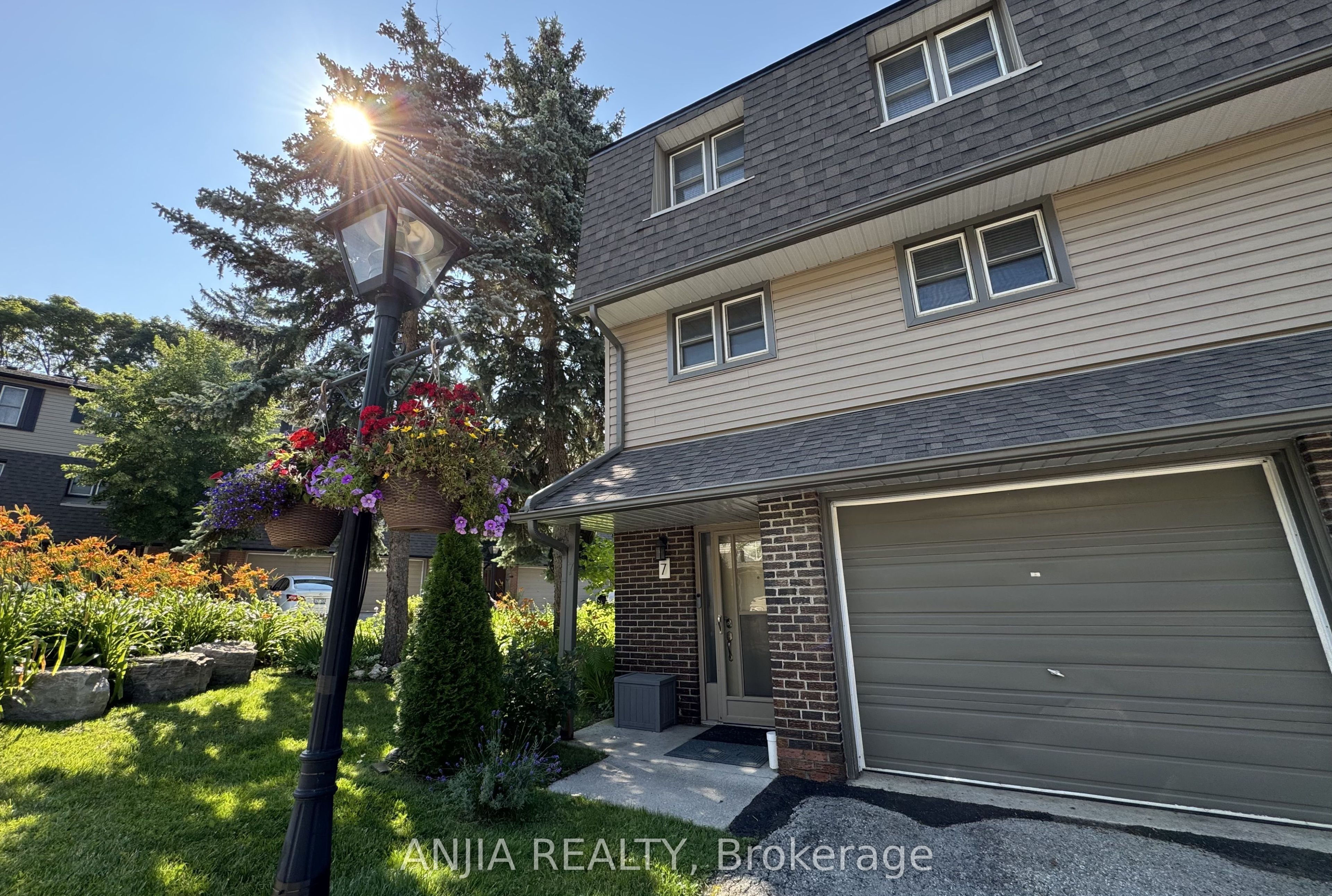 7 Purple Sageway Property Photo 3