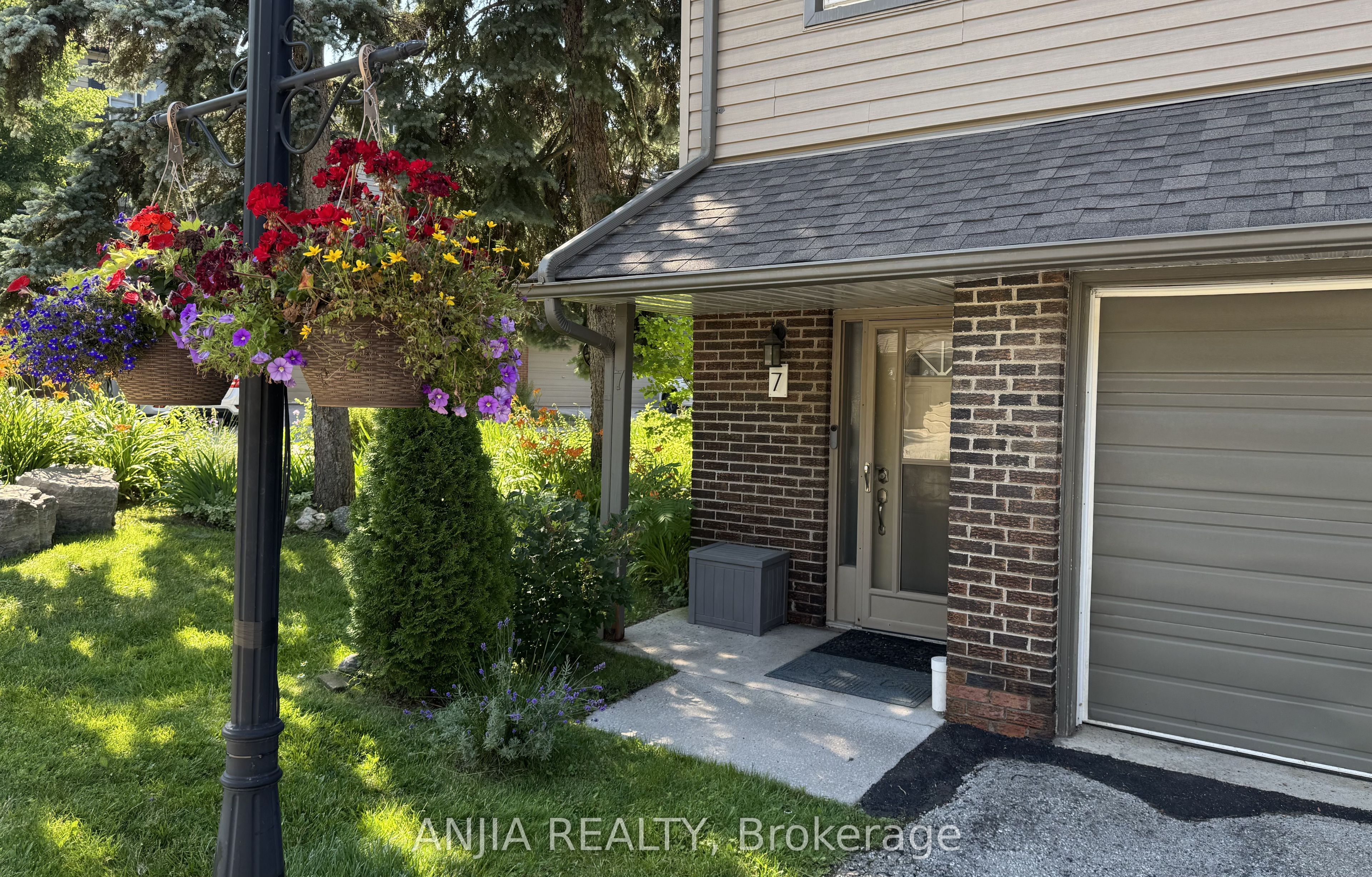 7 Purple Sageway Property Photo 4