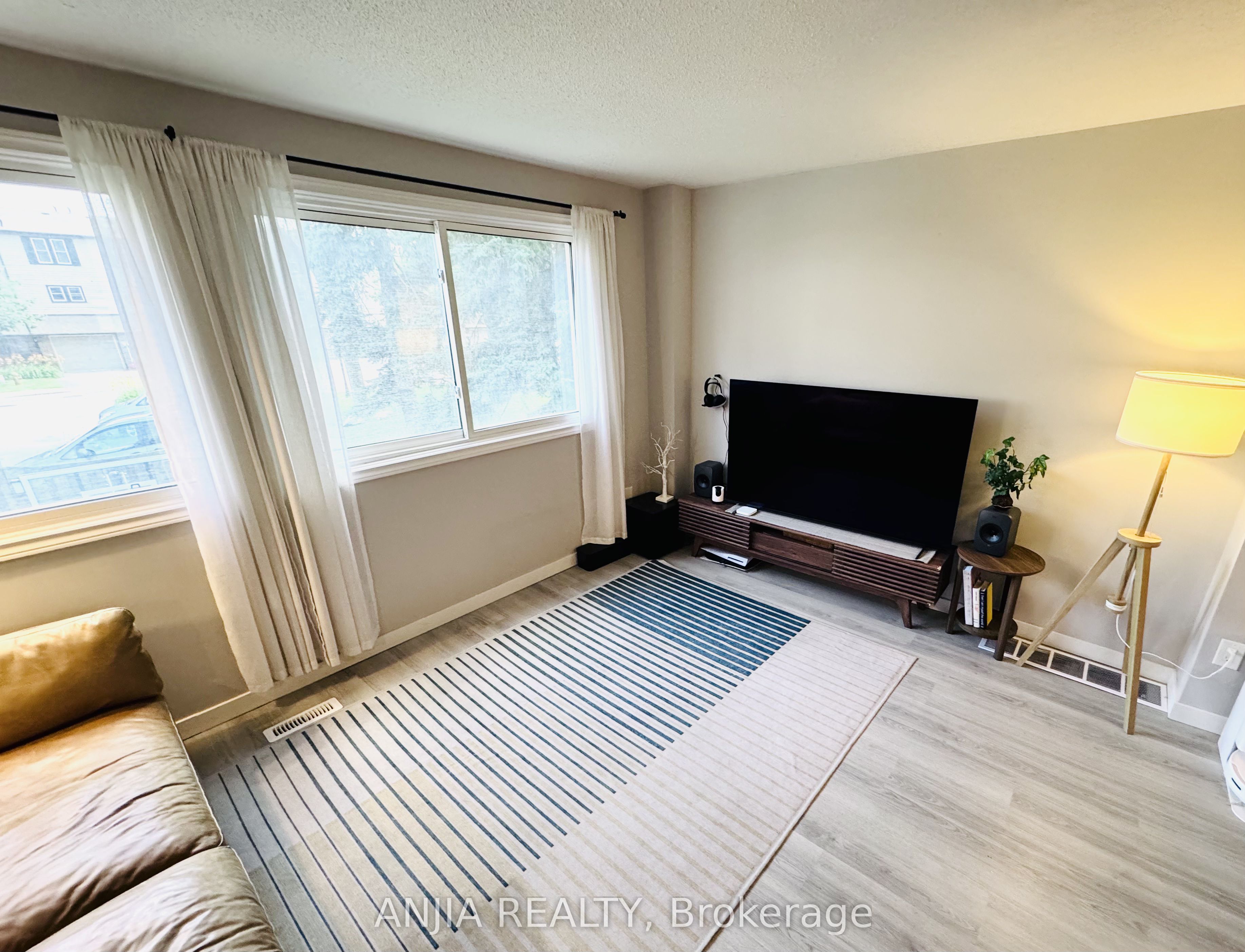 7 Purple Sageway Property Photo 8