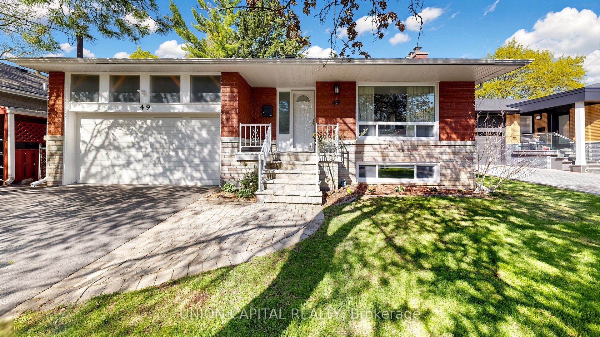 49 Bathford Crescent Property Photo 2