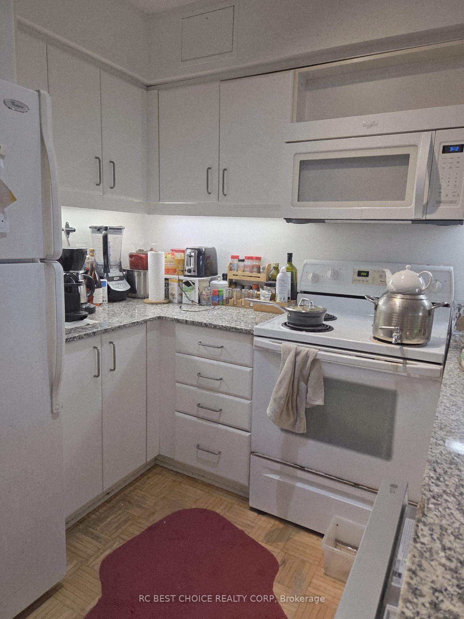 33 Sheppard Avenue 611 Property Photo 8