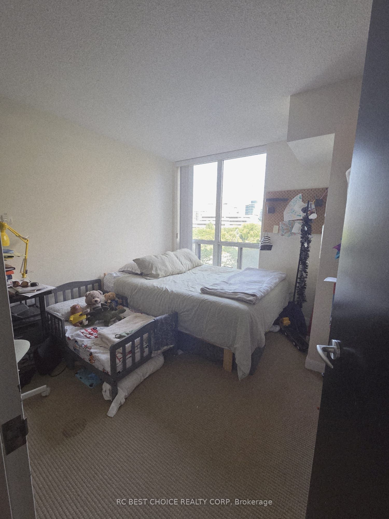 33 Sheppard Avenue 611 Property Photo 15