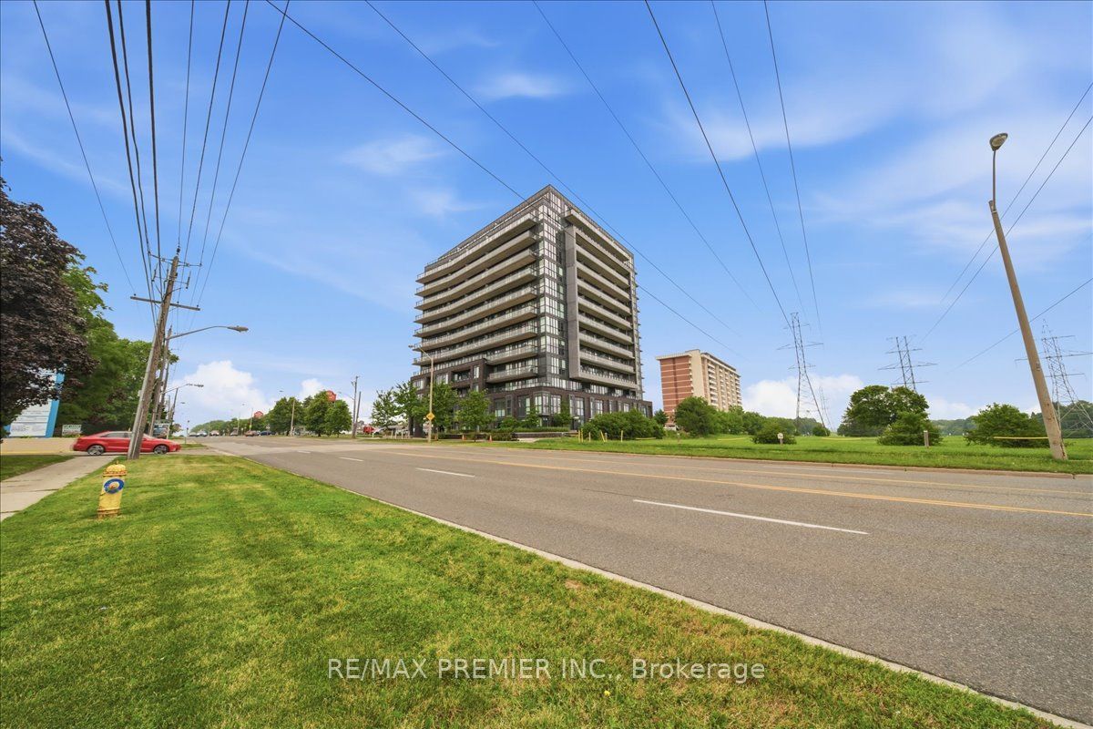 3237 Bayview Avenue 1306