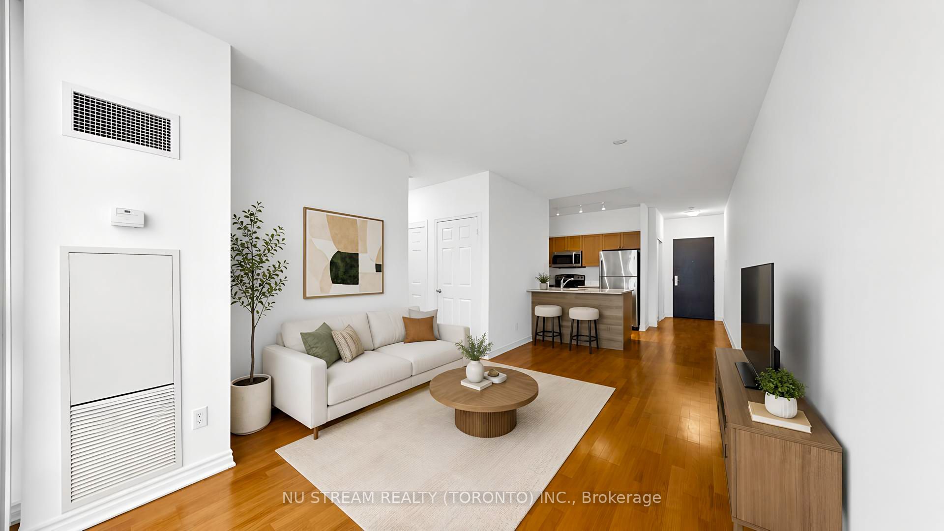 761 Bay Street 3101 Property Photo 6