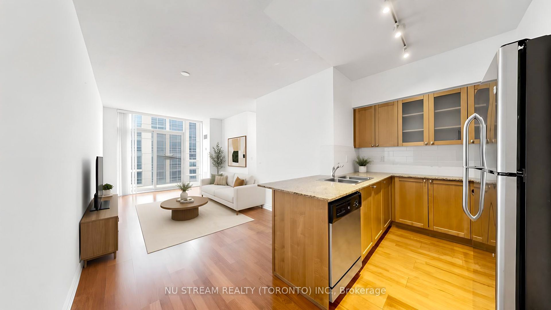 761 Bay Street 3101 Property Photo 11